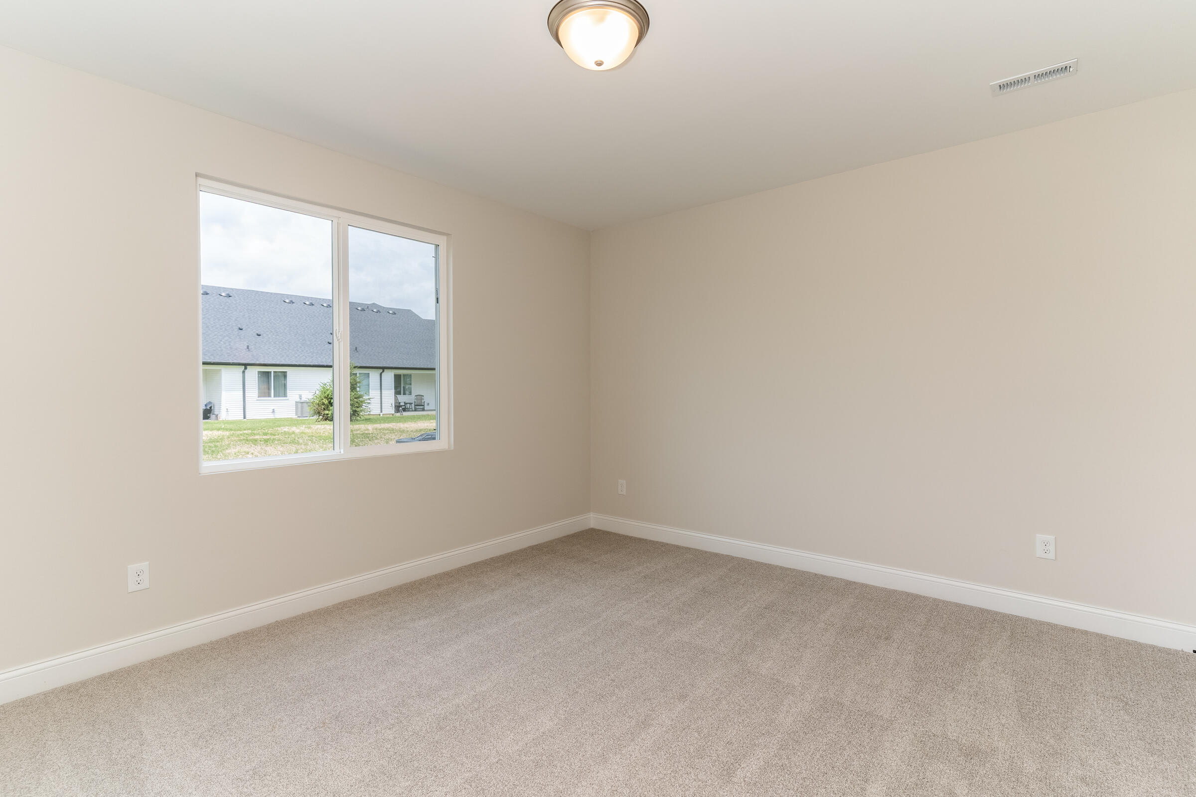 2175 Esplanade Street Property Photo 32
