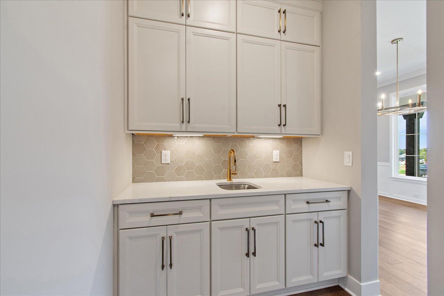 10020 Cauthen Court Property Photo 6