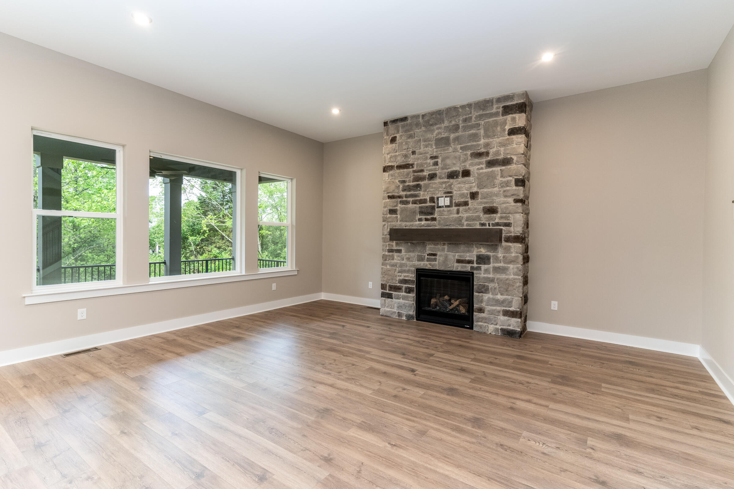 10551 Brookhurst Lane S Property Photo 6