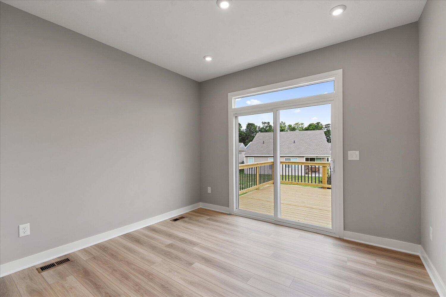 3929 Circollo Drive Property Photo 6
