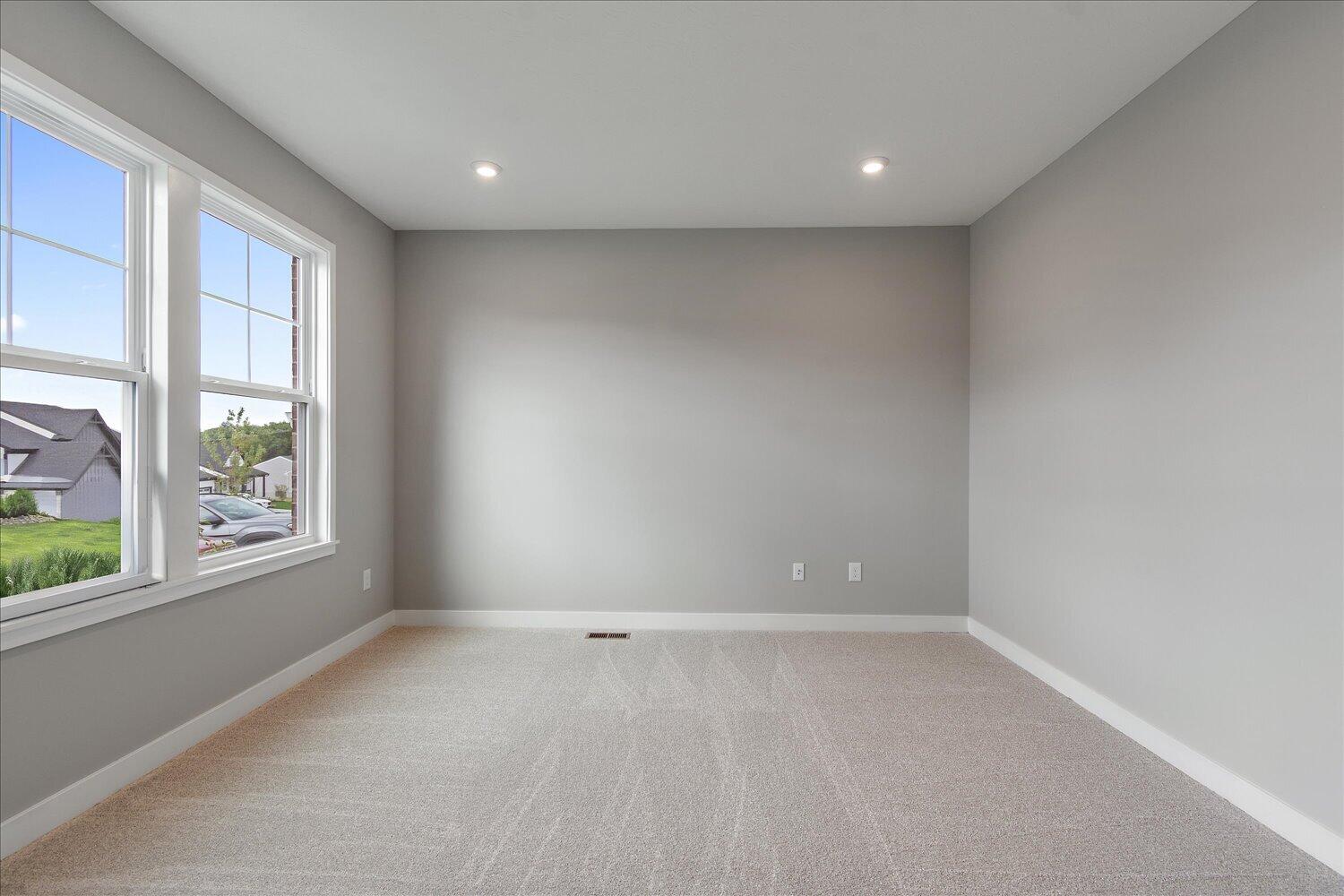 3929 Circollo Drive Property Photo 12