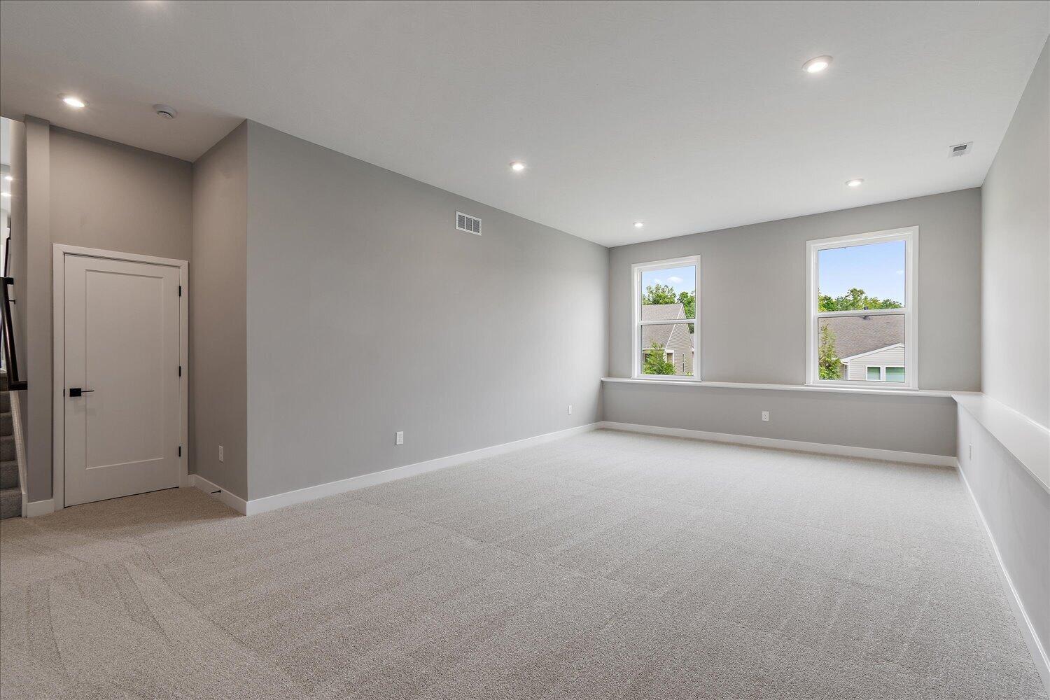 3929 Circollo Drive Property Photo 13