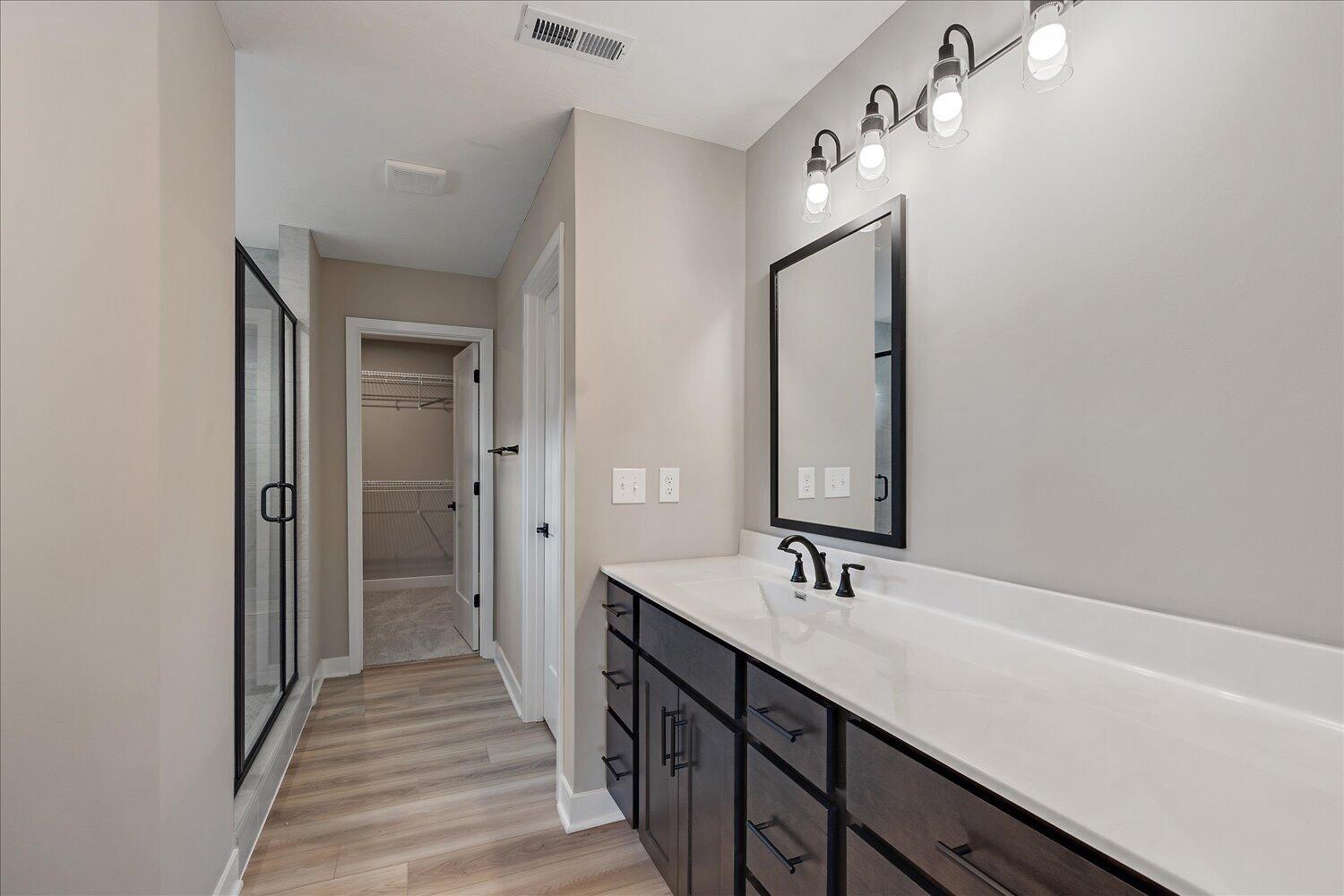 3929 Circollo Drive Property Photo 18