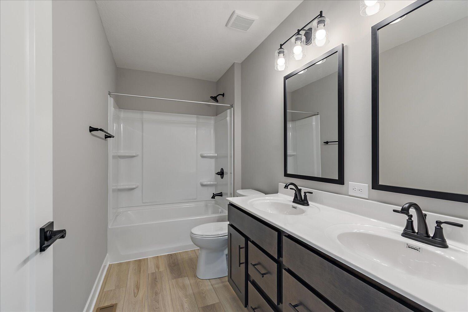 3929 Circollo Drive Property Photo 25