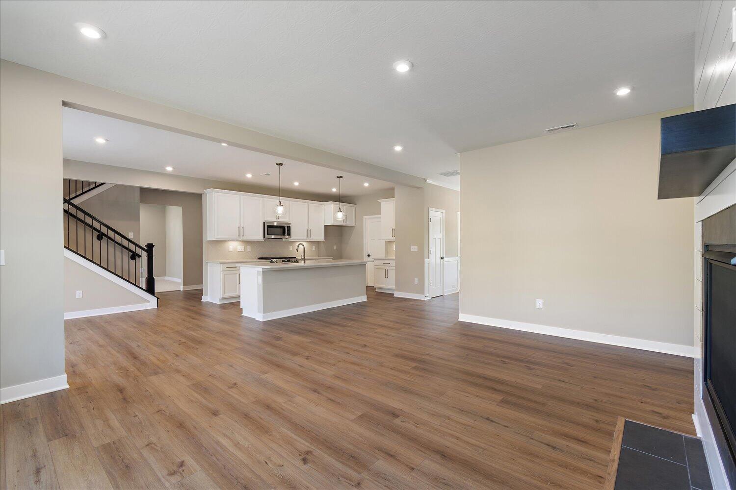 3965 Circollo Drive Property Photo 10