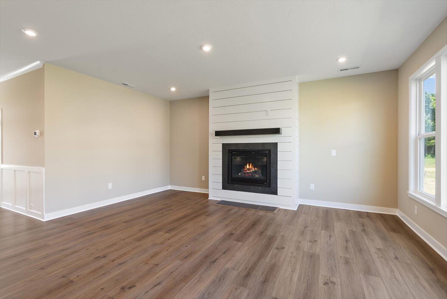 3965 Circollo Drive Property Photo 11