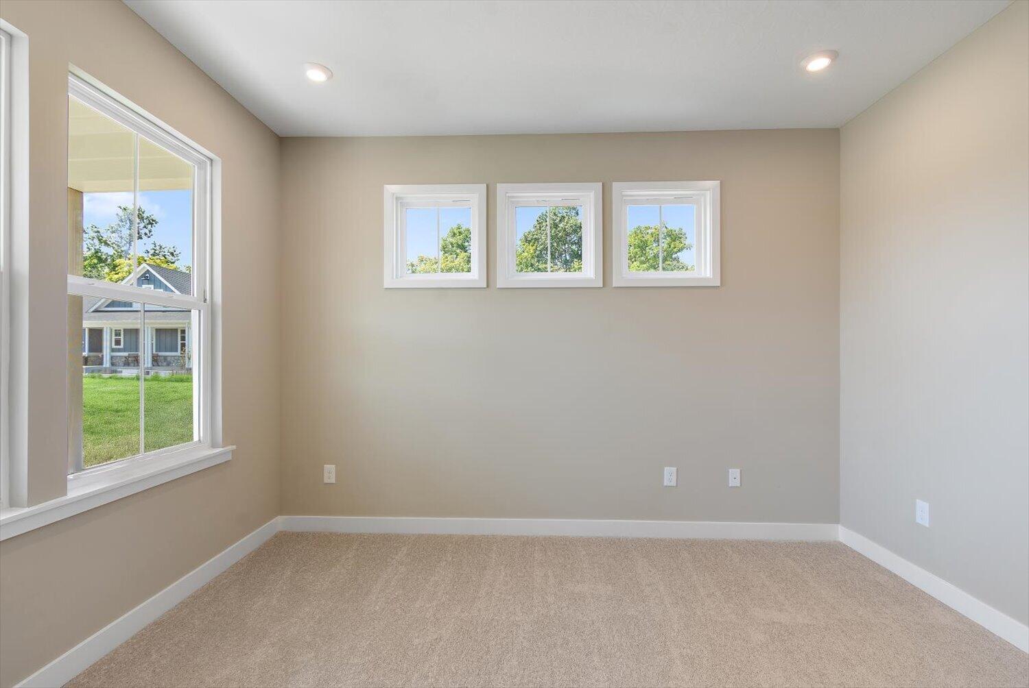 3965 Circollo Drive Property Photo 12
