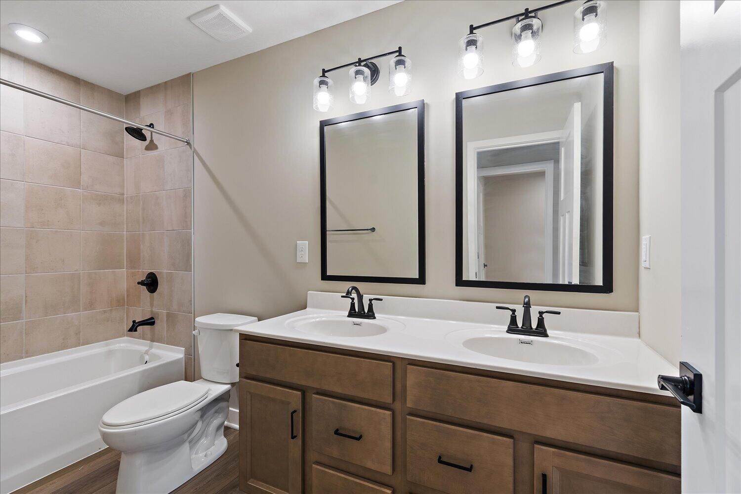 3965 Circollo Drive Property Photo 26
