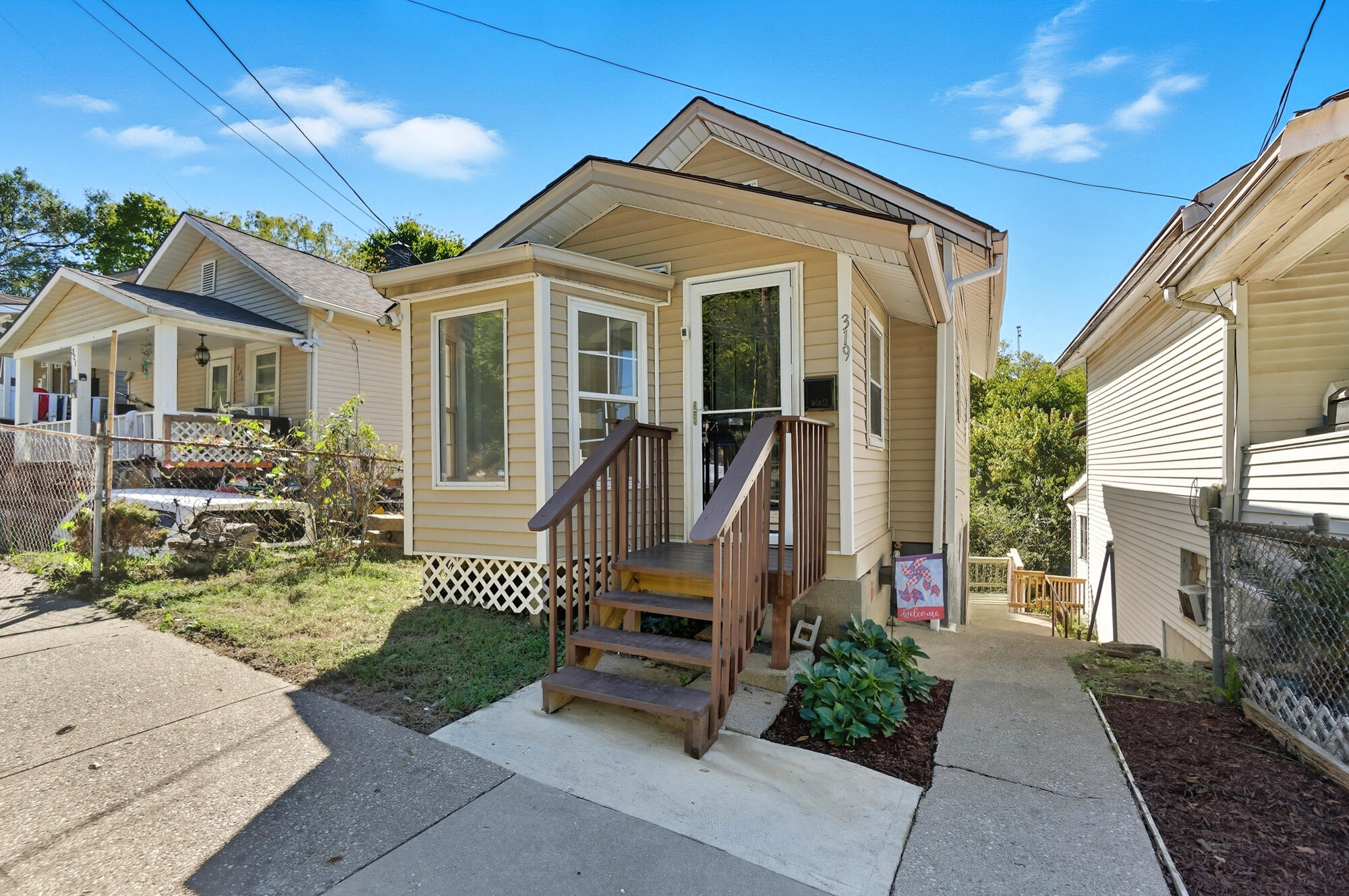 319 Altamont Road Property Photo 1