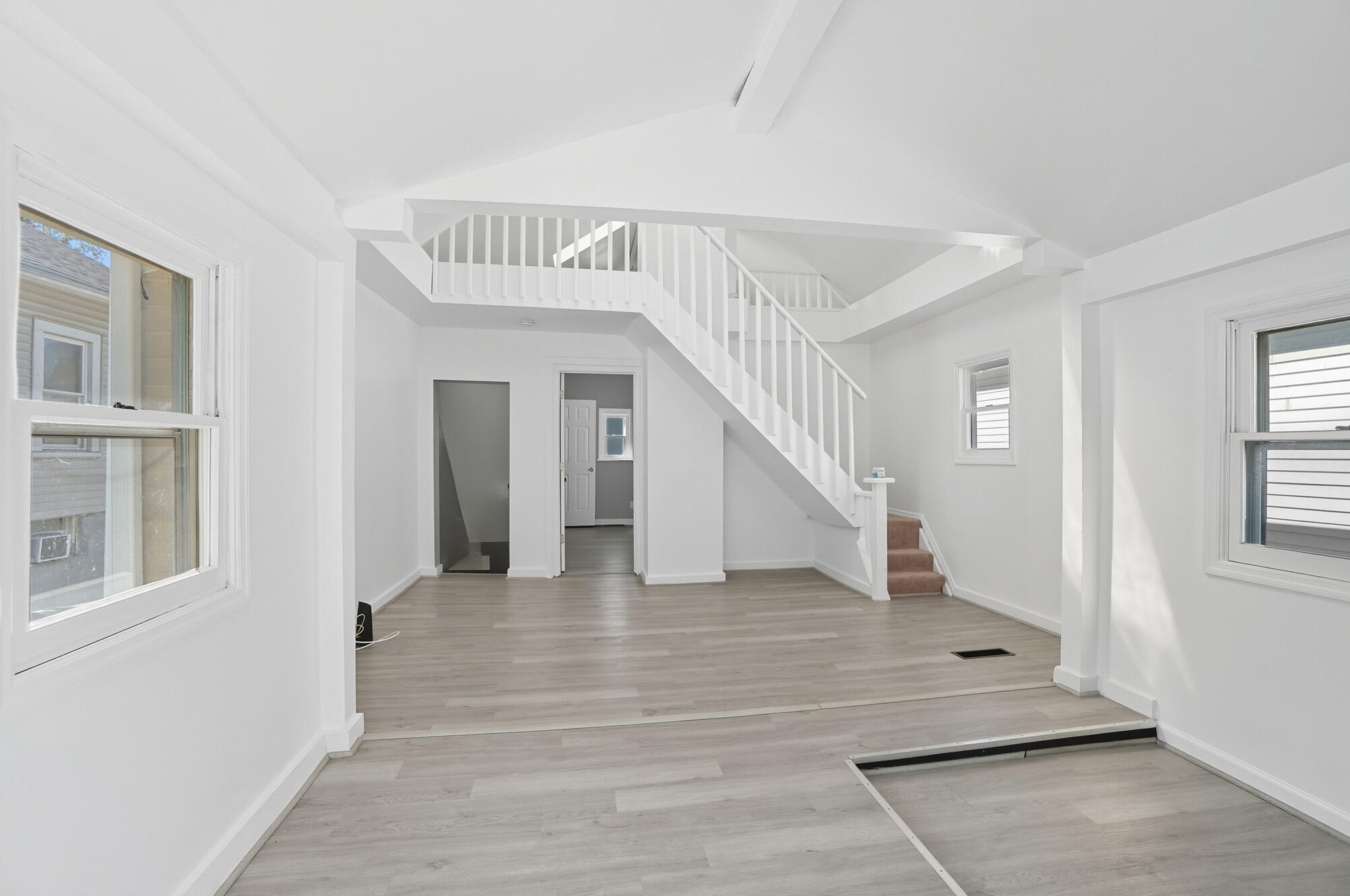 319 Altamont Road Property Photo 8