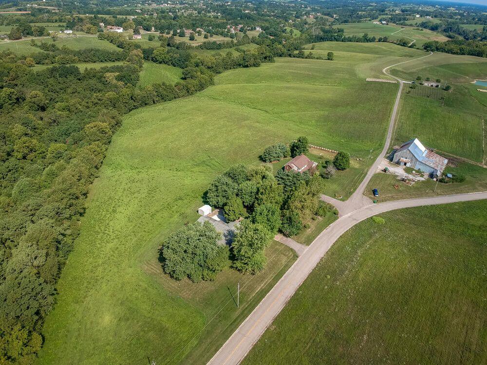 640209 Property Photo 2