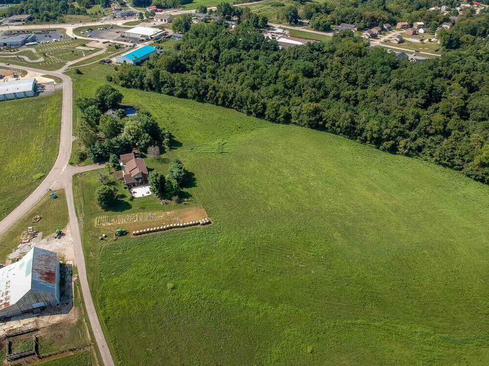 640209 Property Photo 12