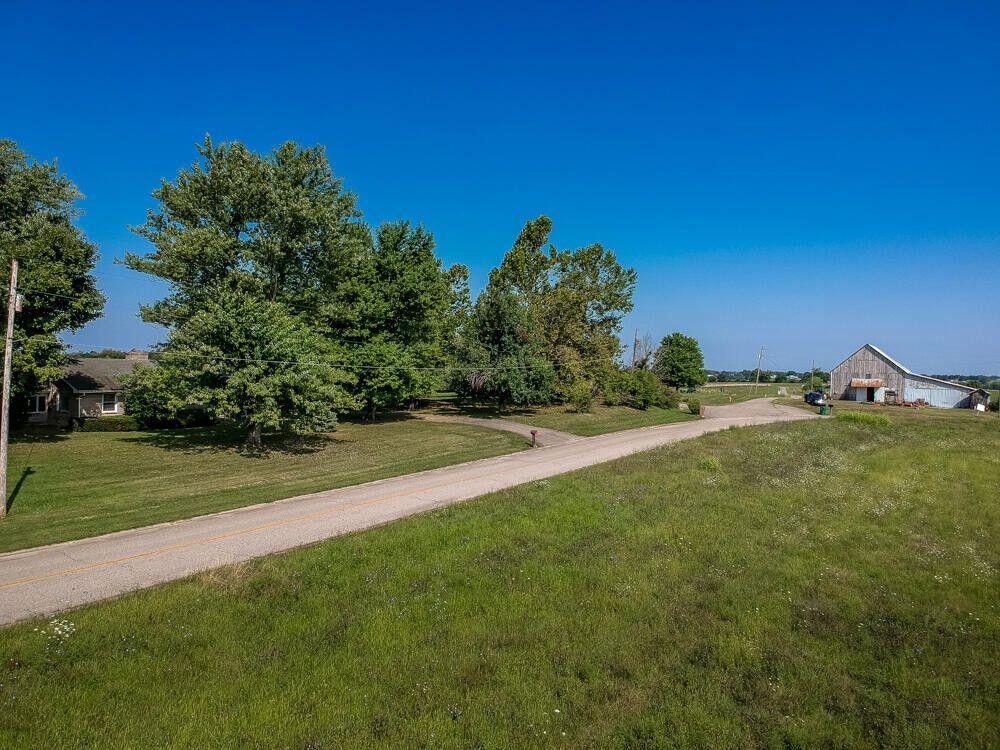 640209 Property Photo 17