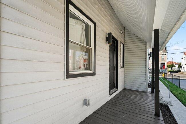 1324 Scott Street Property Photo 25