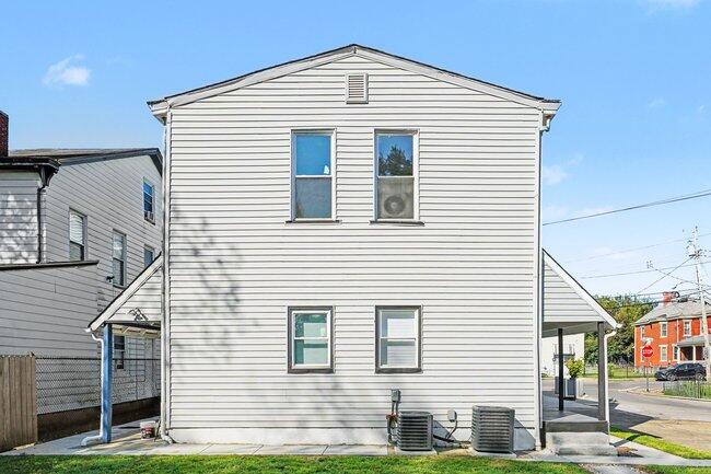 1324 Scott Street Property Photo 26