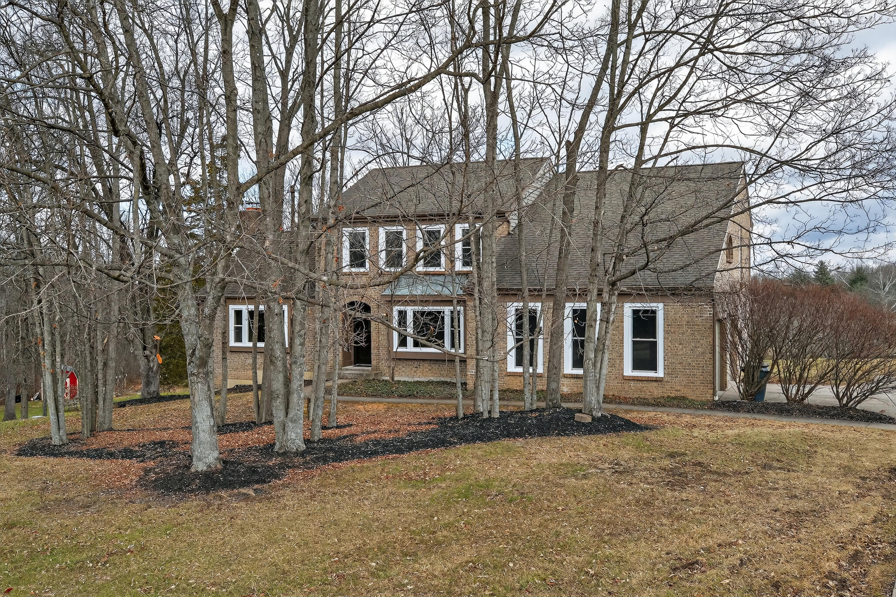 9754 Windsor Way Property Photo 3