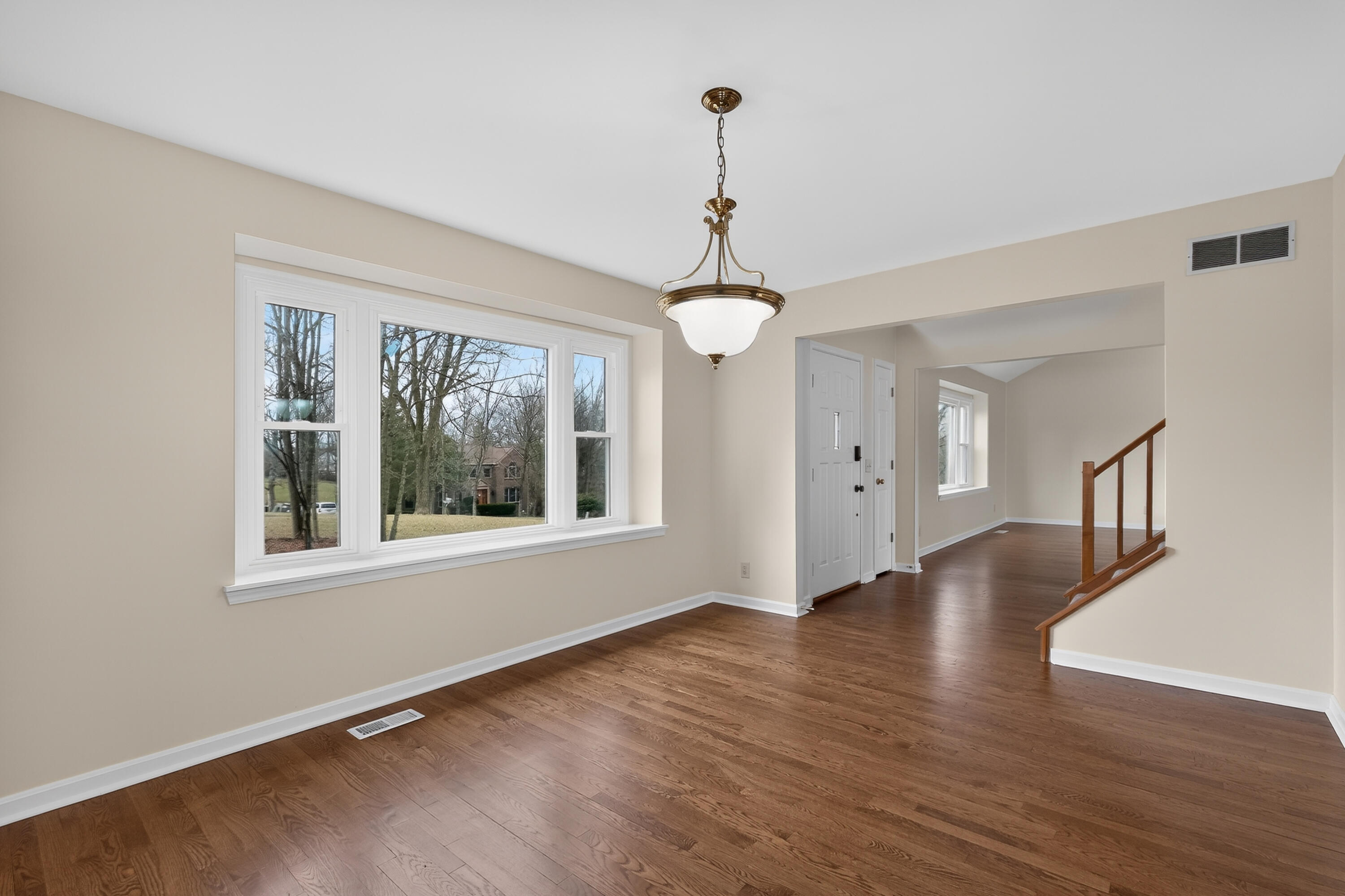 9754 Windsor Way Property Photo 22