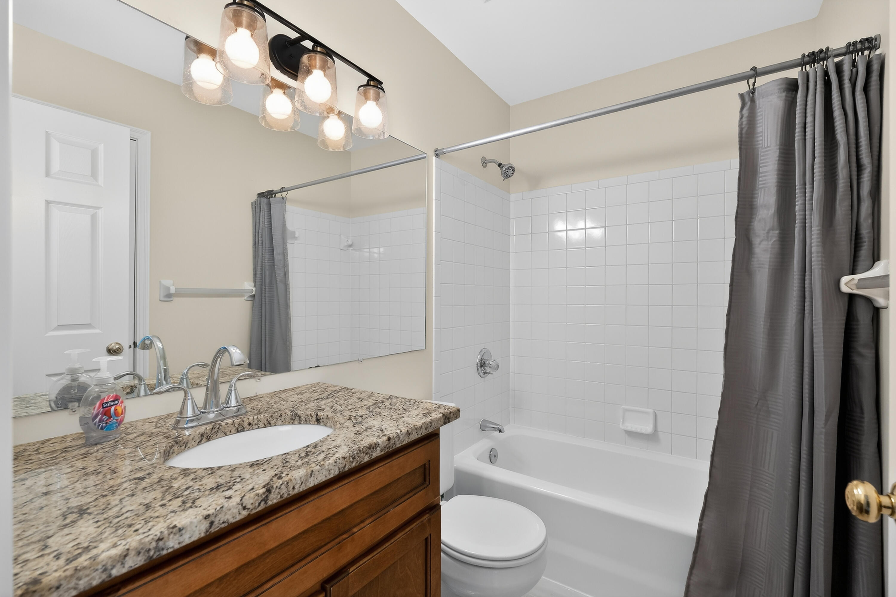 9754 Windsor Way Property Photo 24