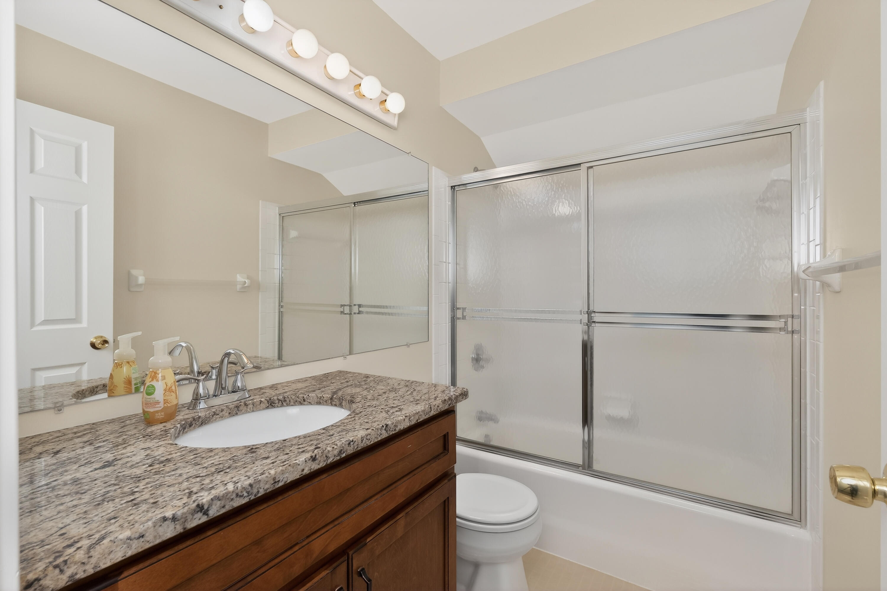 9754 Windsor Way Property Photo 35