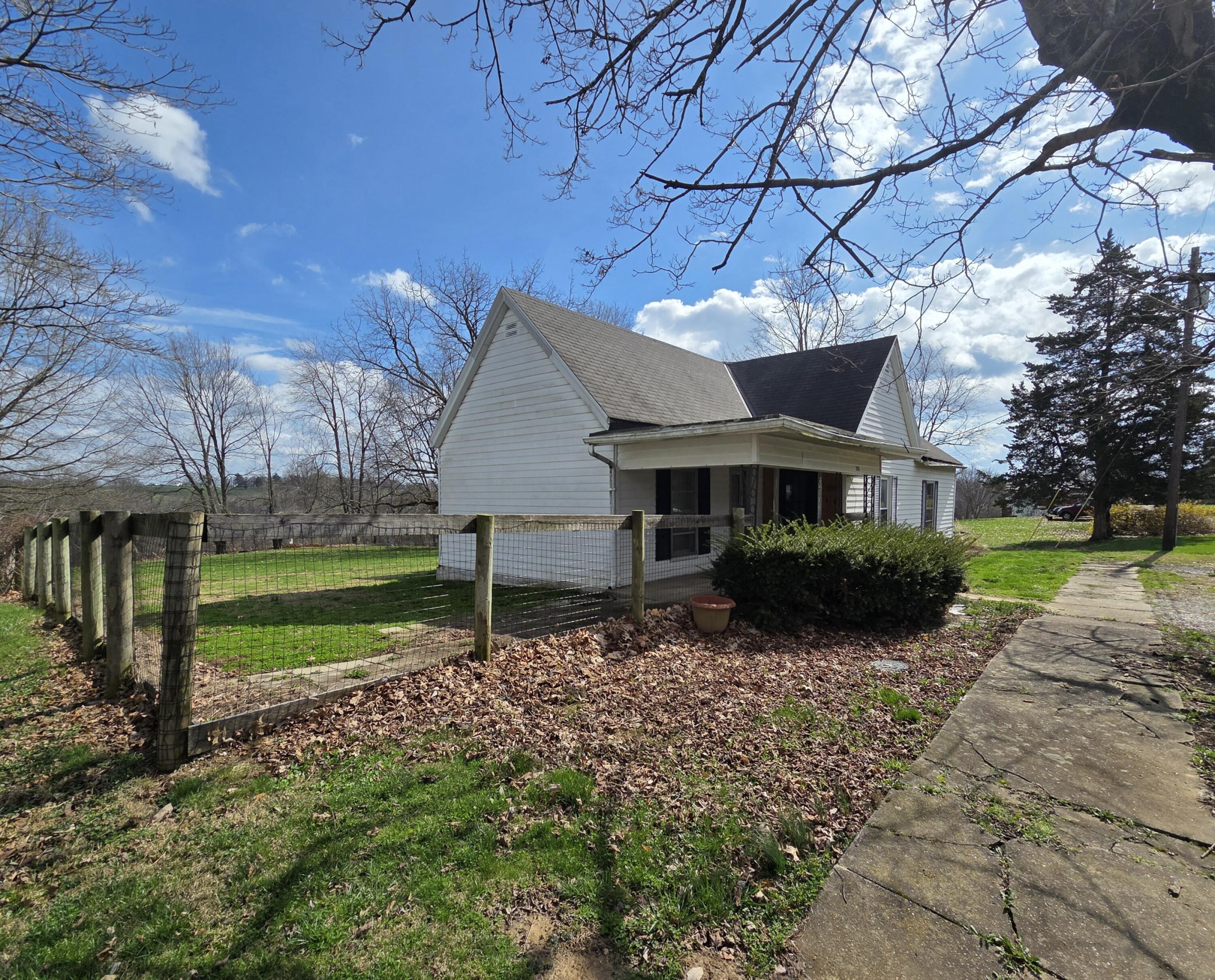 235 Garrett Avenue Property Photo 3