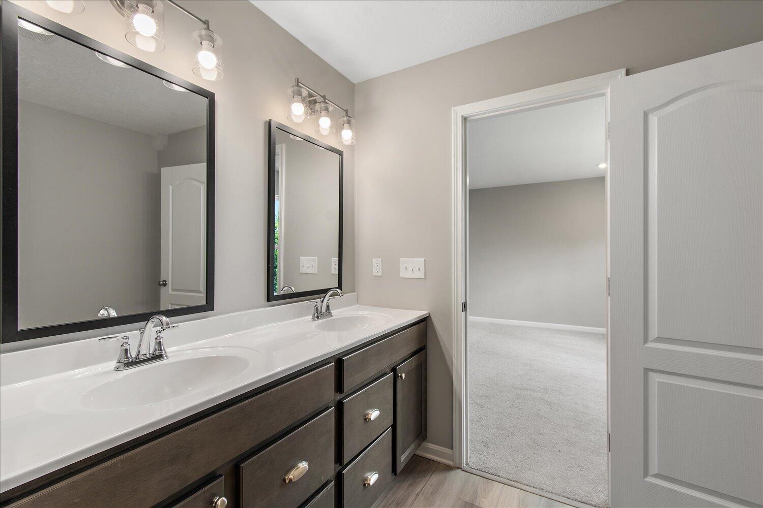 12109 Aosta Valley Drive Property Photo 21