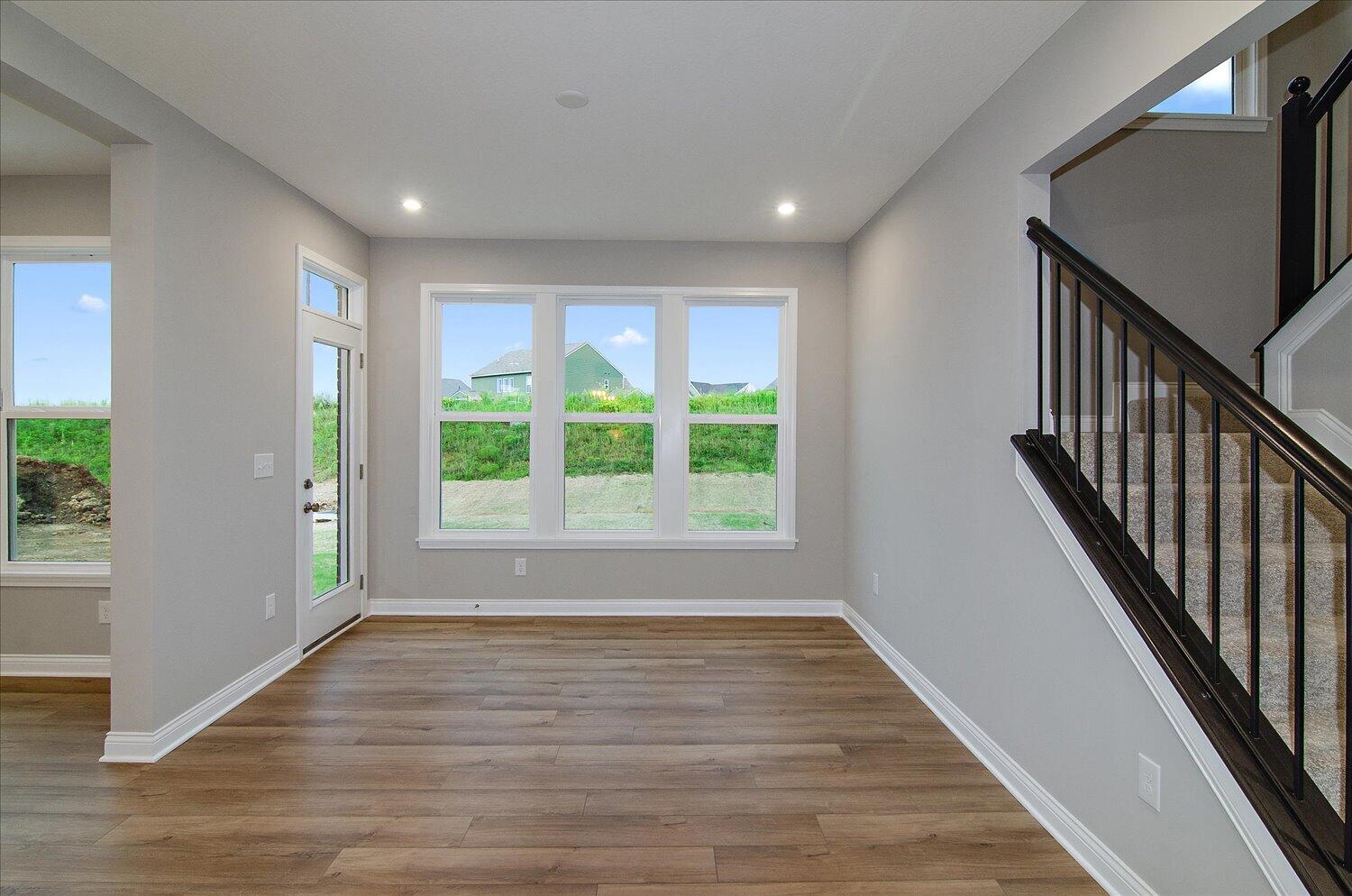 429 Flightline Drive Property Photo 8