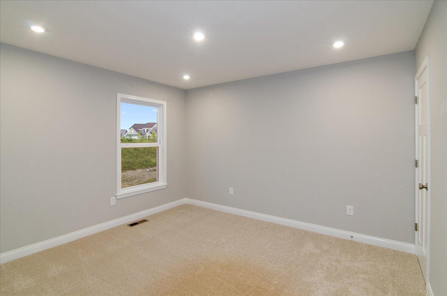 429 Flightline Drive Property Photo 26