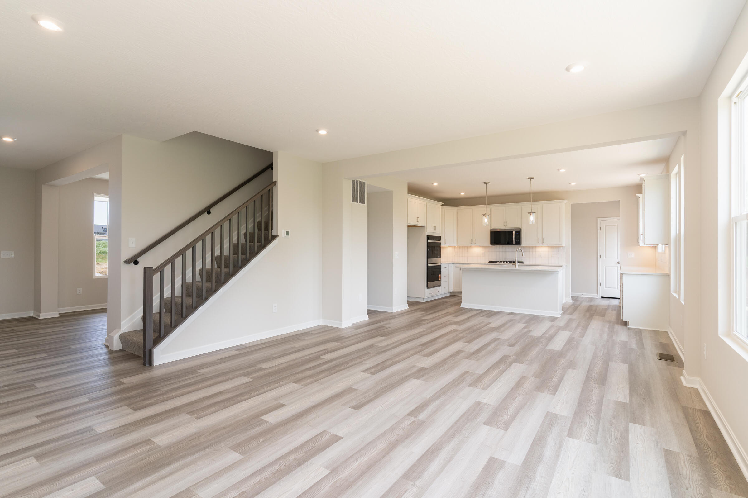 4096 Cardiff Street Property Photo 13
