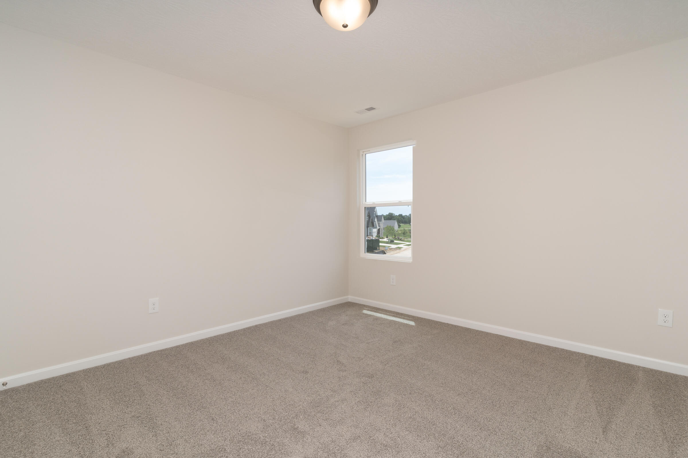 4096 Cardiff Street Property Photo 28