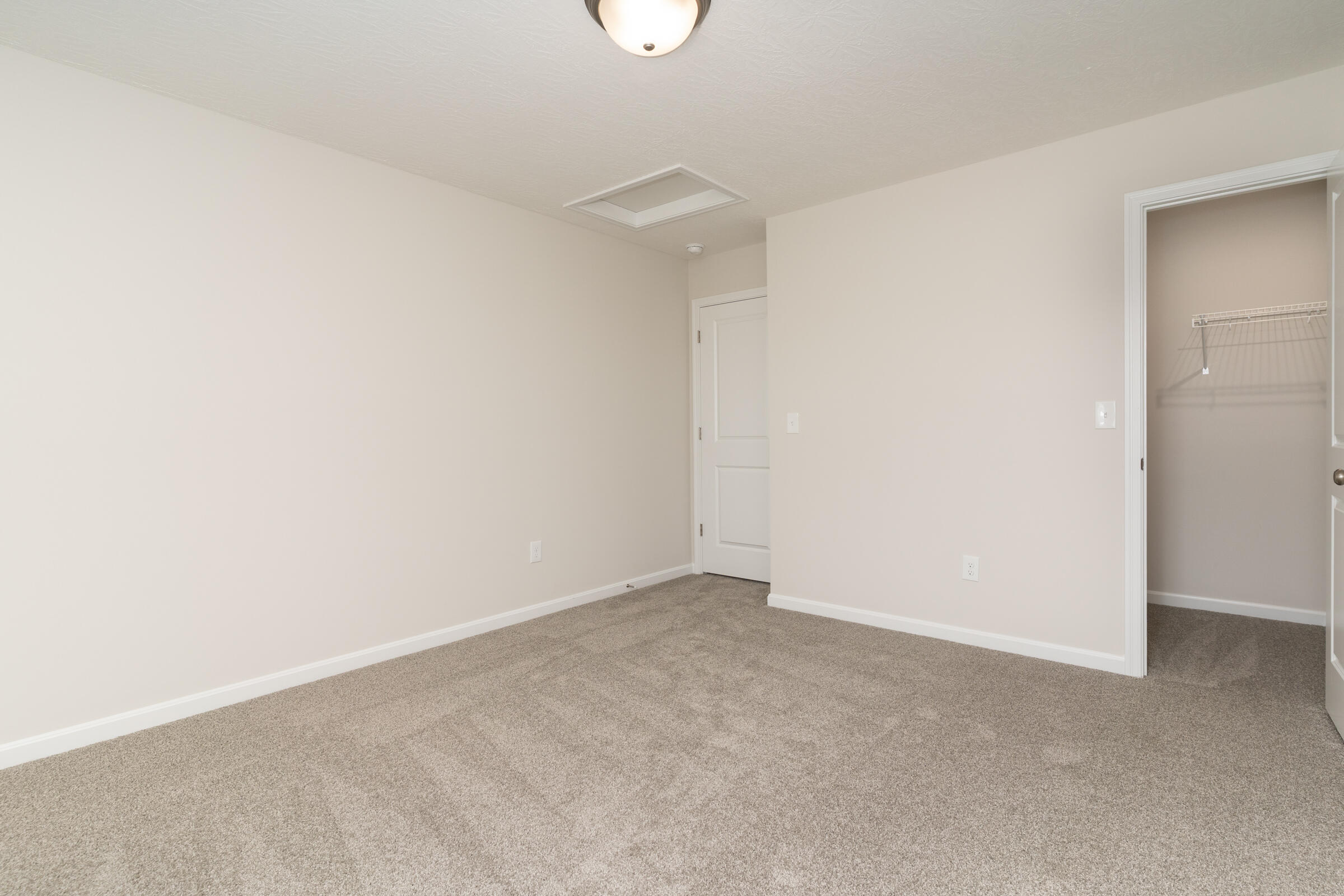 4096 Cardiff Street Property Photo 29