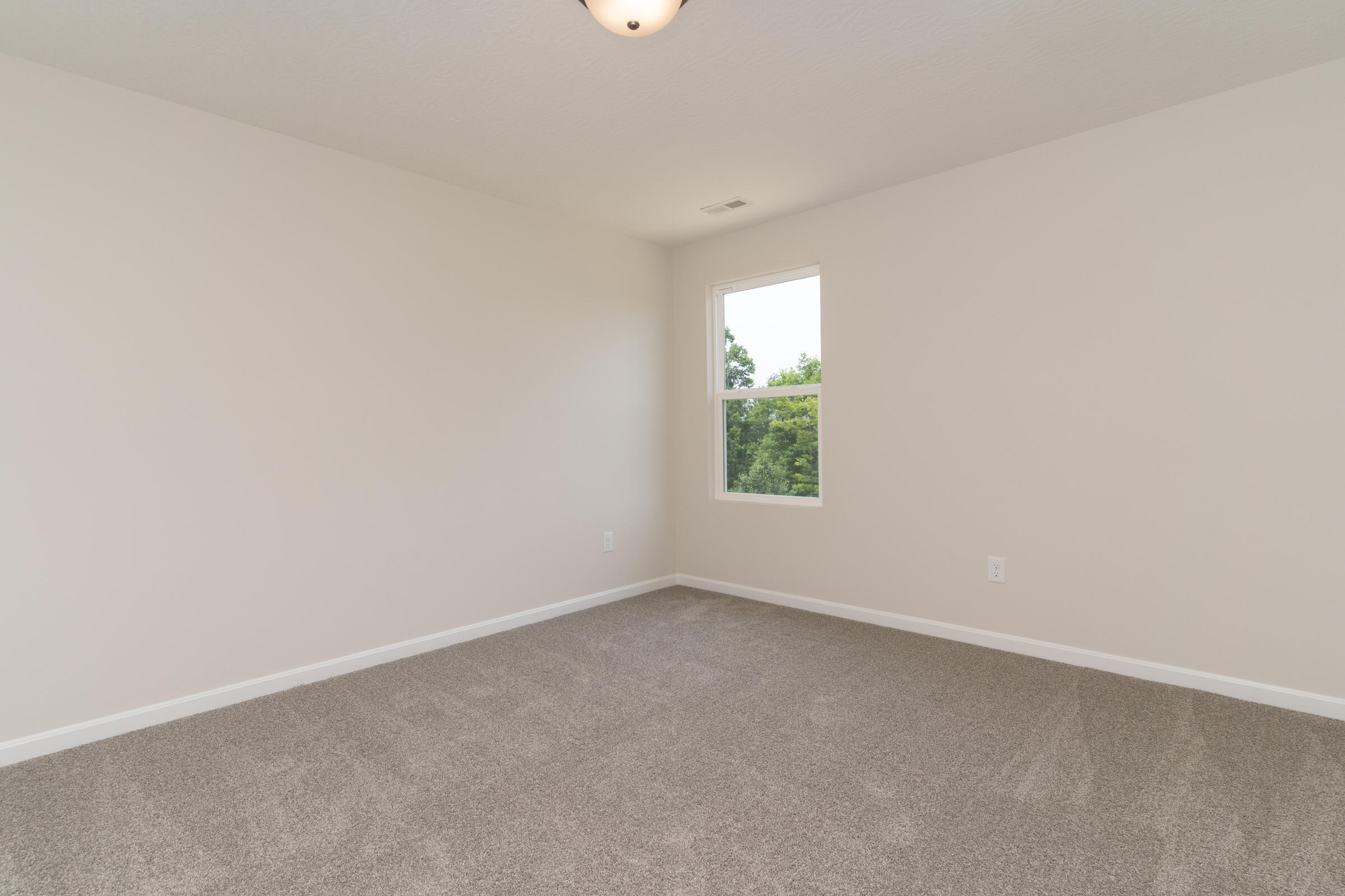 4096 Cardiff Street Property Photo 31