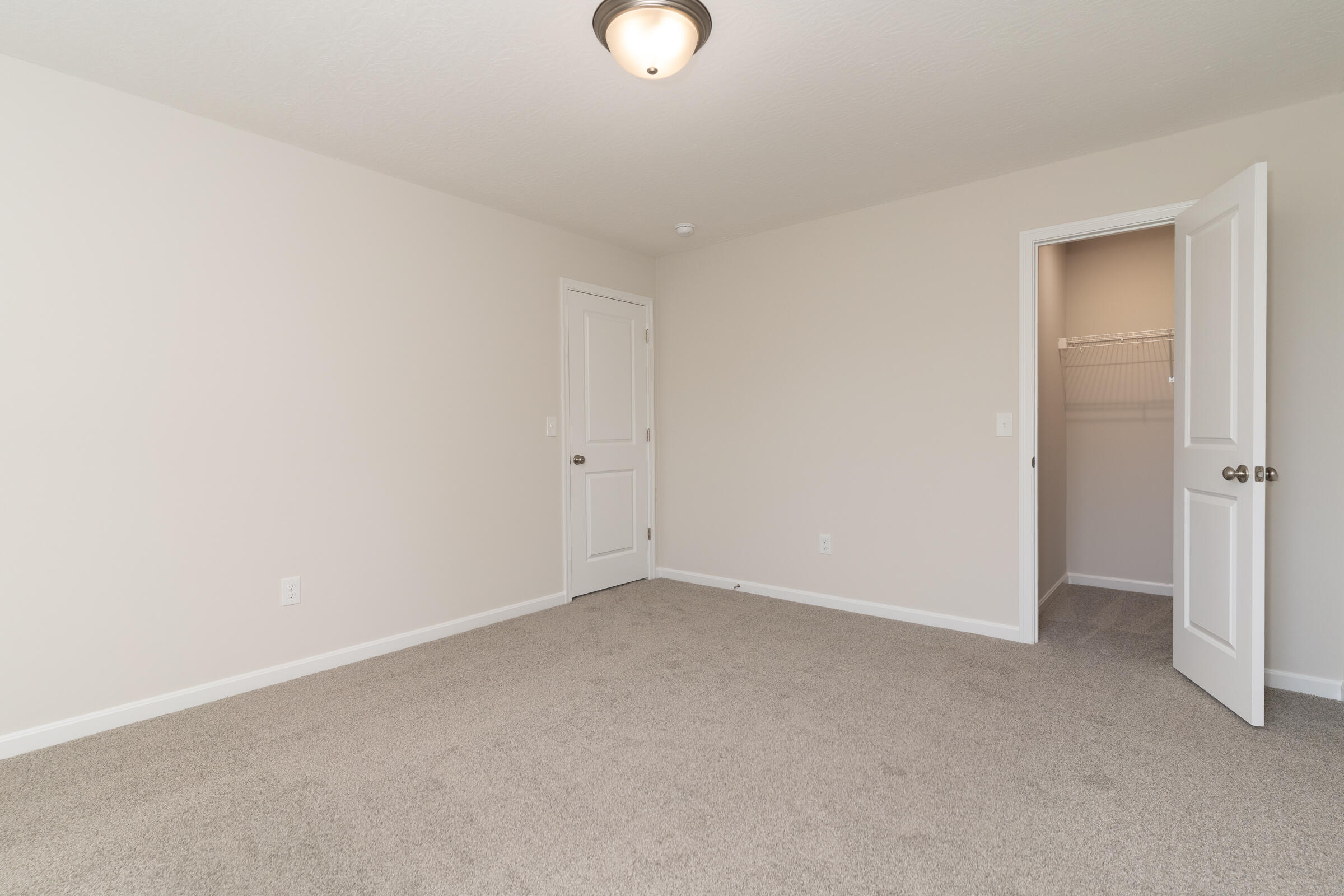4096 Cardiff Street Property Photo 32