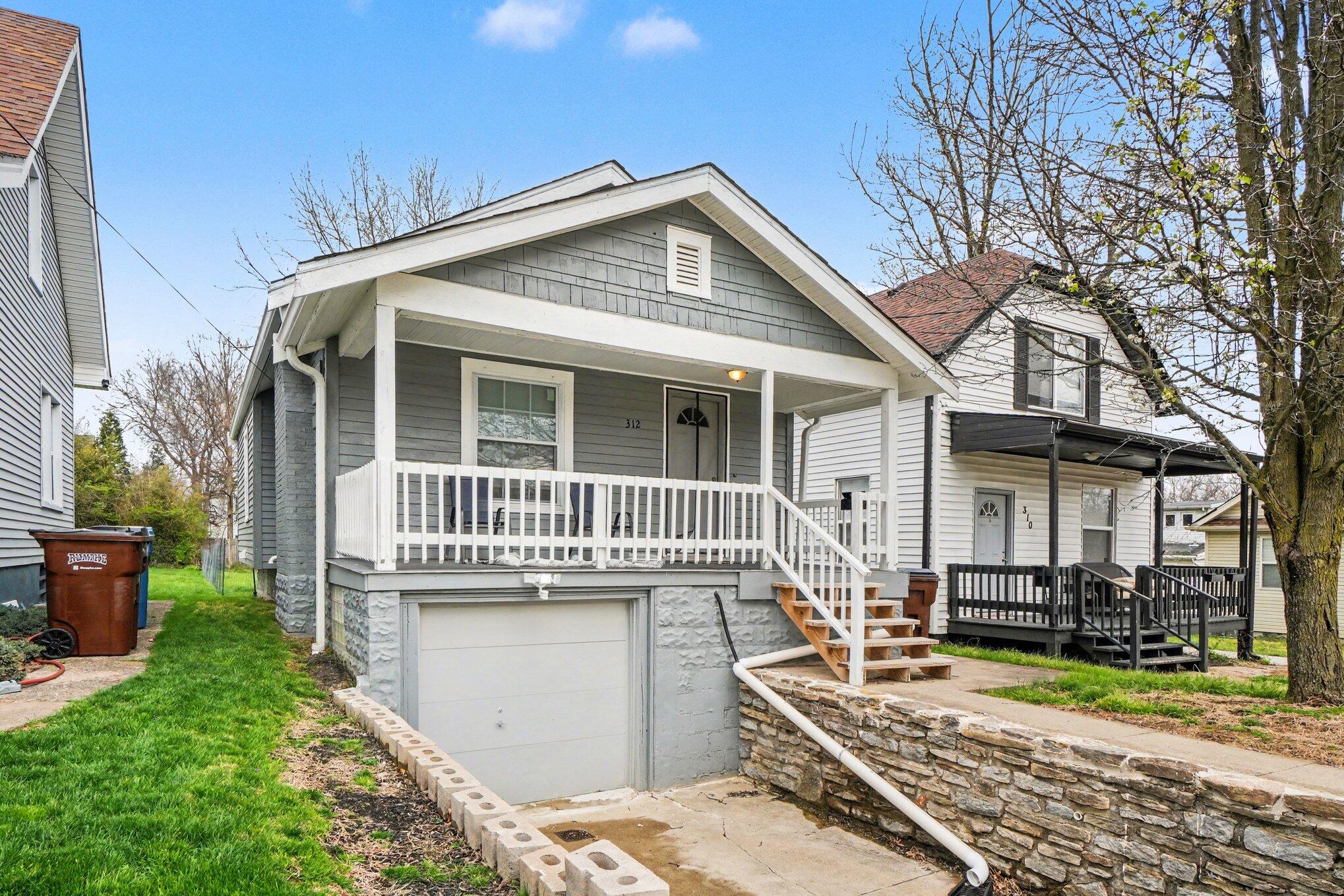 312 Commonwealth Avenue Property Photo 1