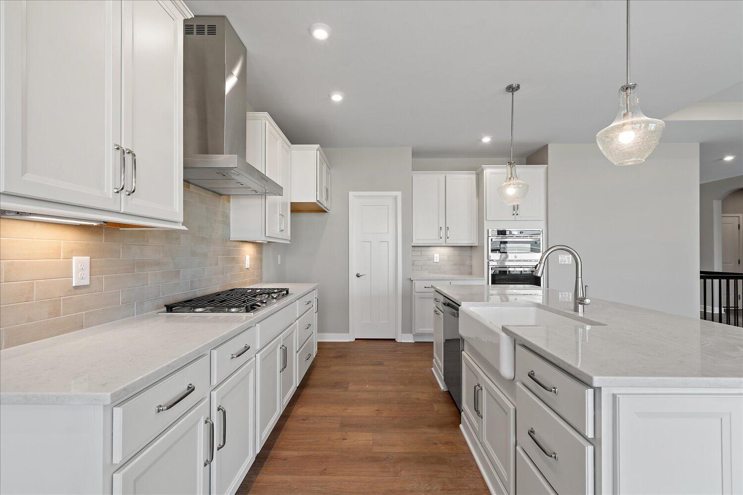 4038 Cullen Drive Property Photo 4