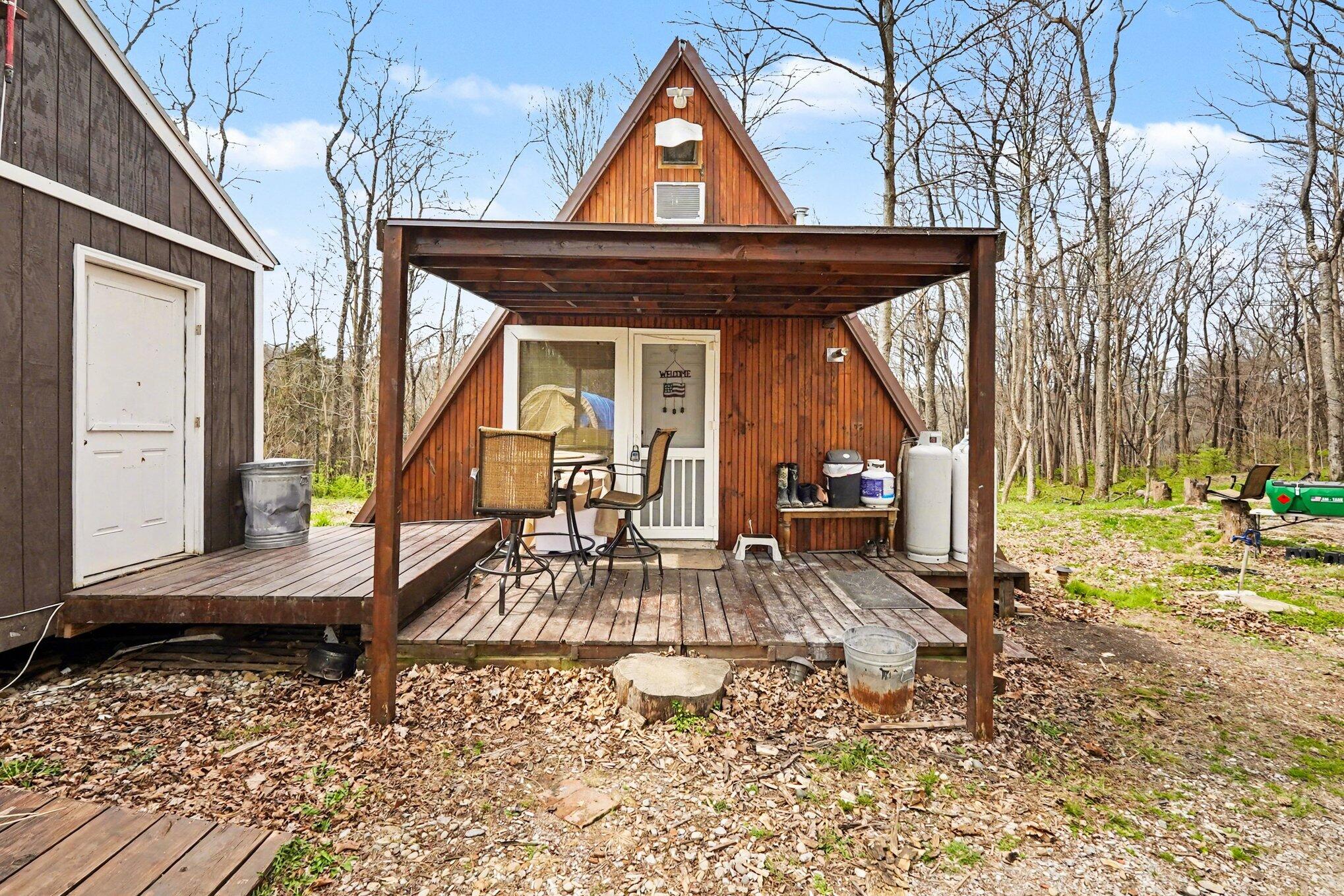 1029 Bucks Run Road Property Photo 1