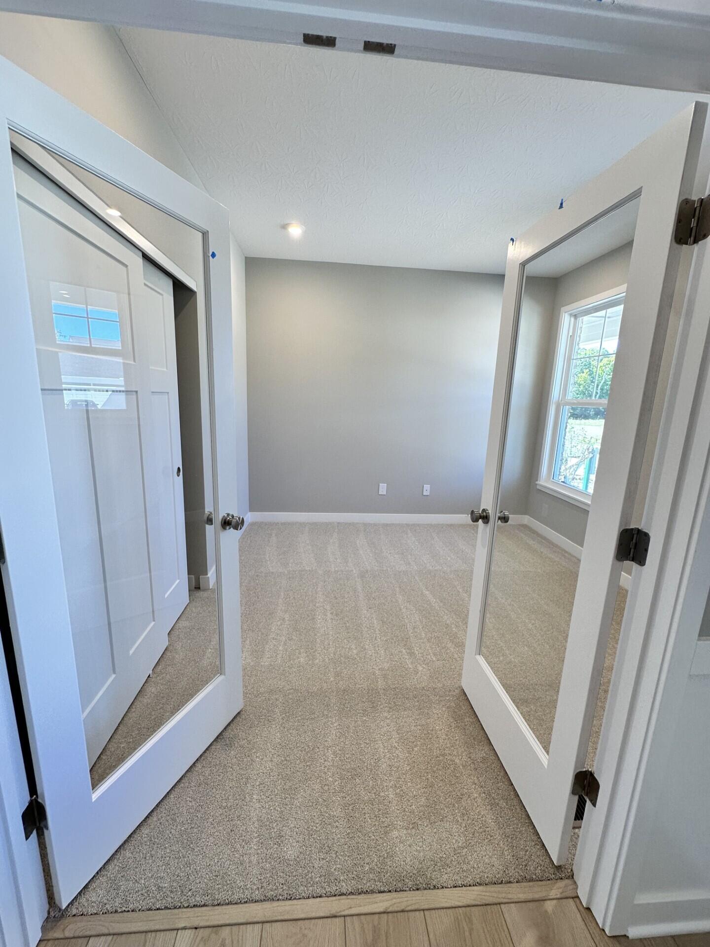 3958 Circollo Drive Property Photo 8