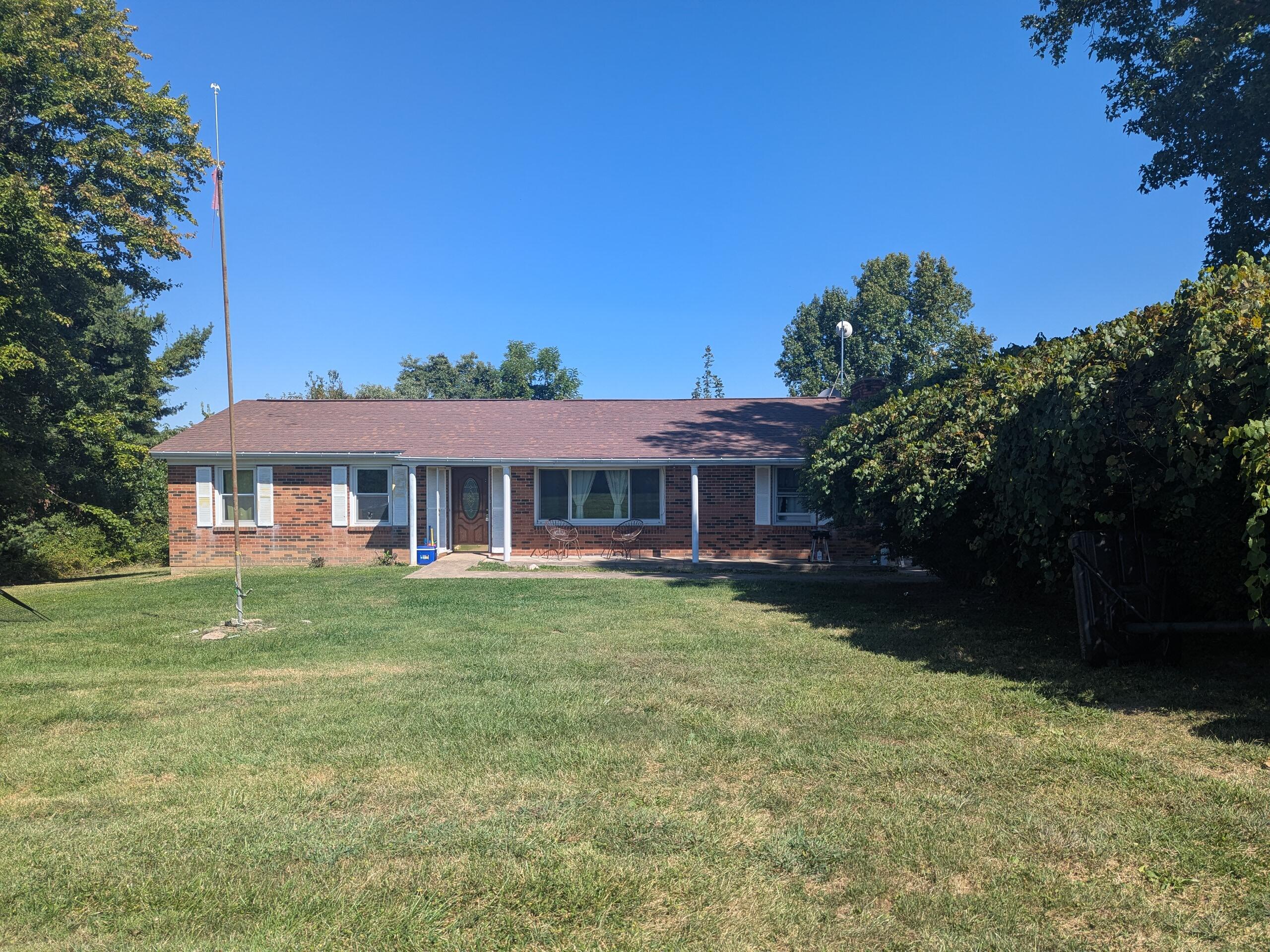 2945 Eagle Hill Road Property Photo 1