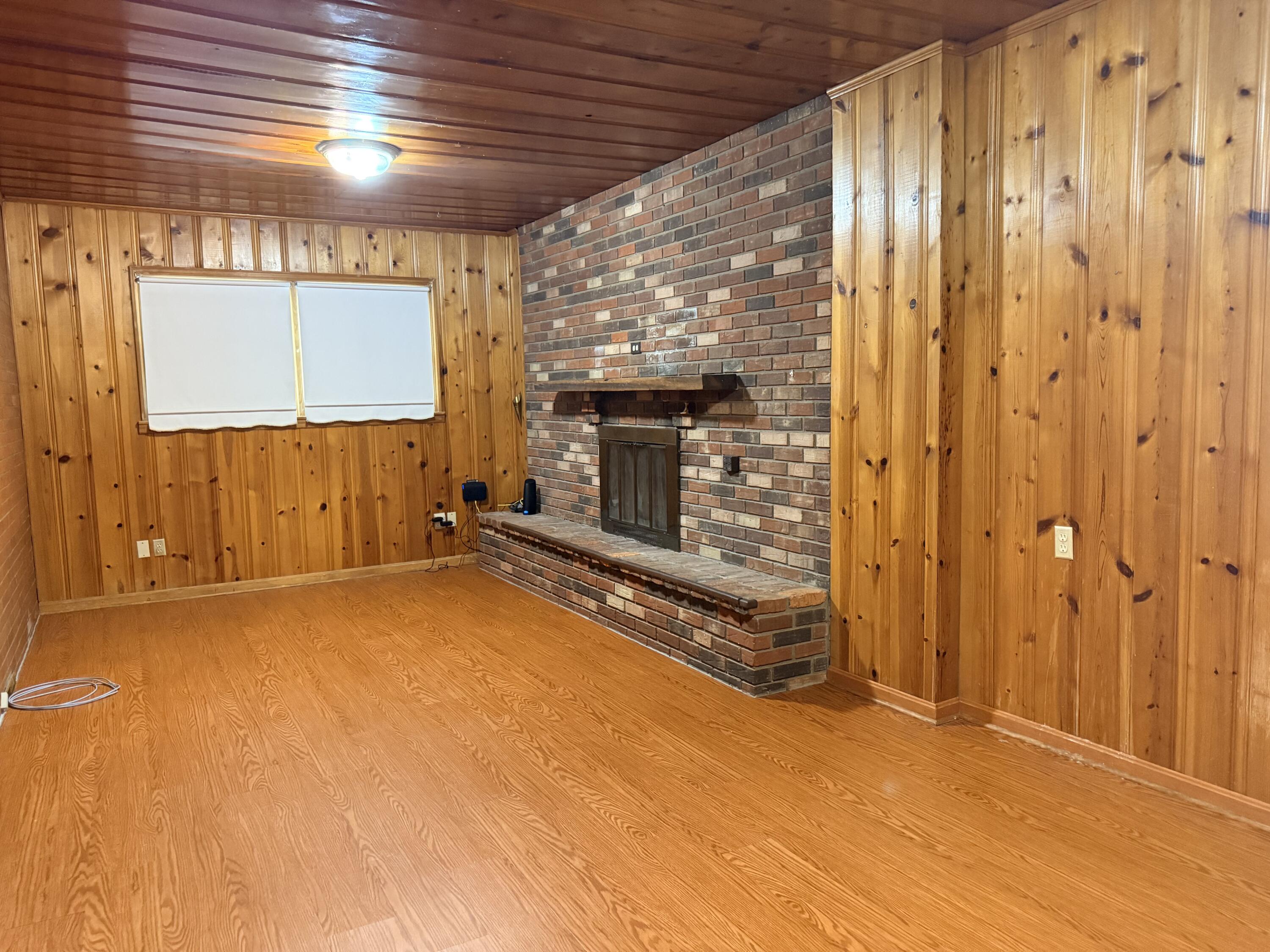 111 Kelly Court Property Photo 13