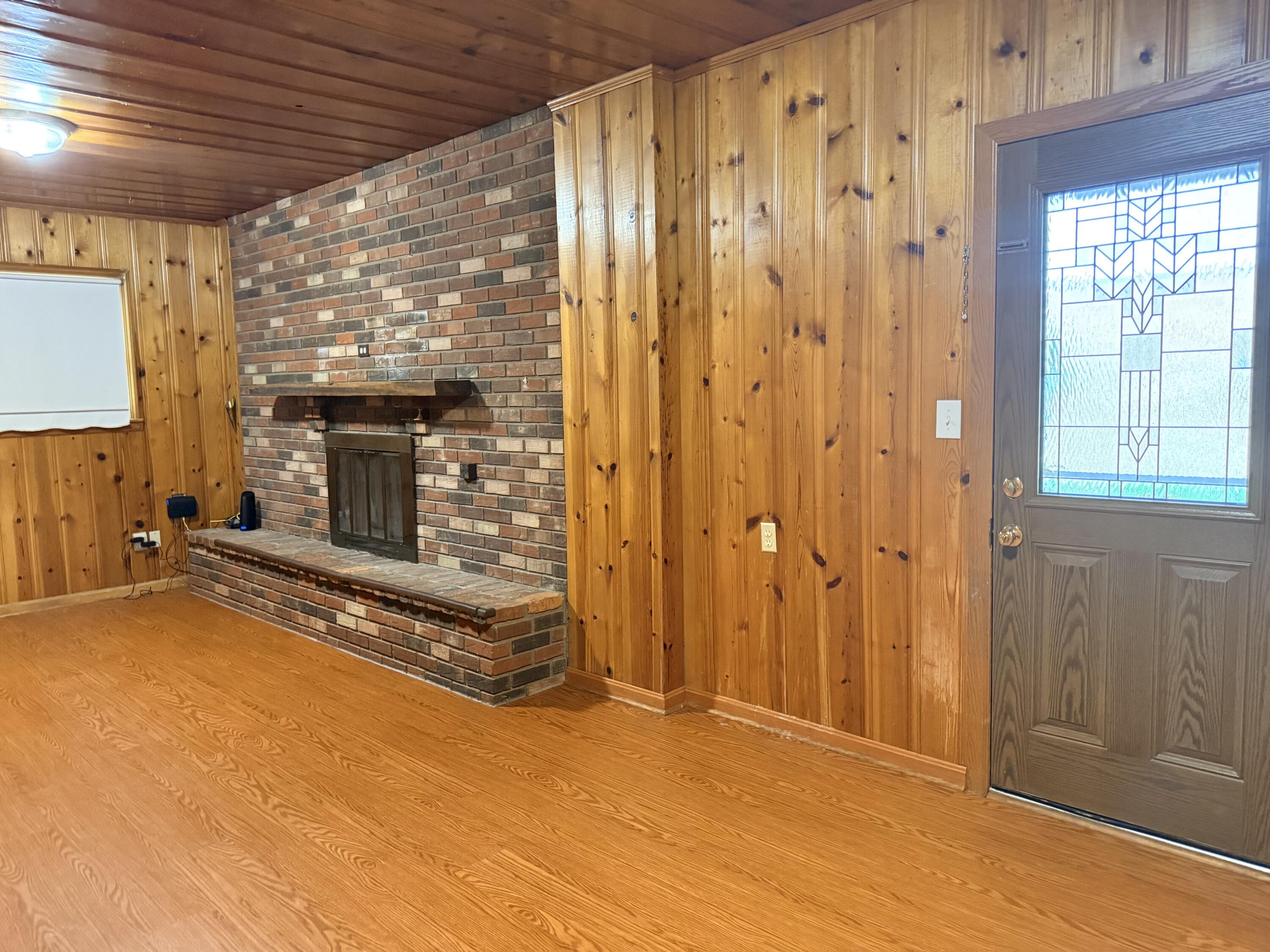 111 Kelly Court Property Photo 14