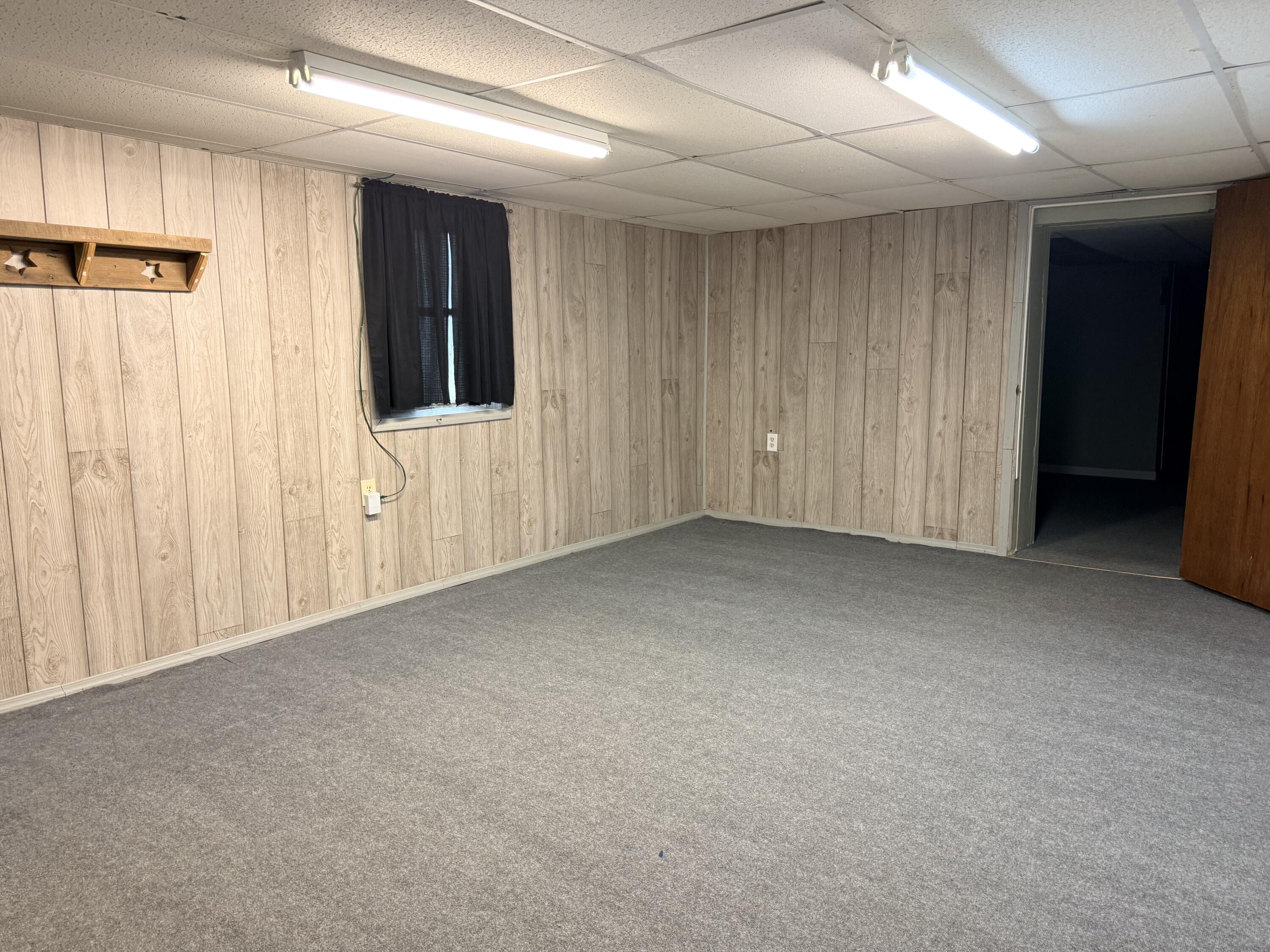 111 Kelly Court Property Photo 27