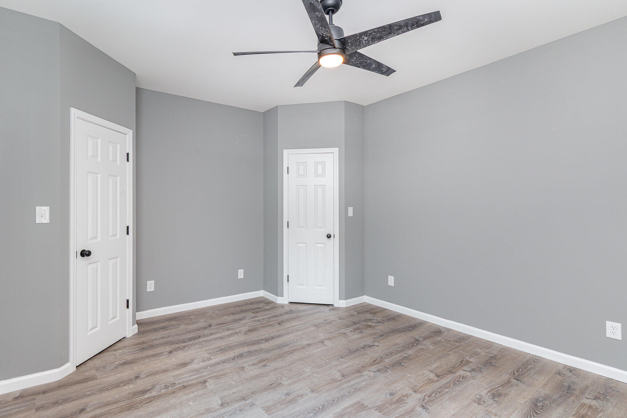 209 Pleasant Street Property Photo 11
