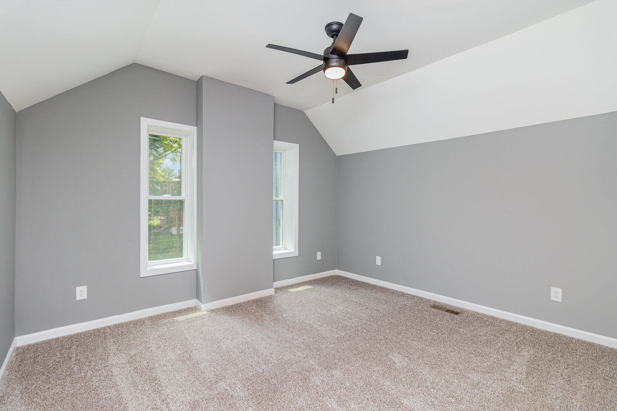 209 Pleasant Street Property Photo 22