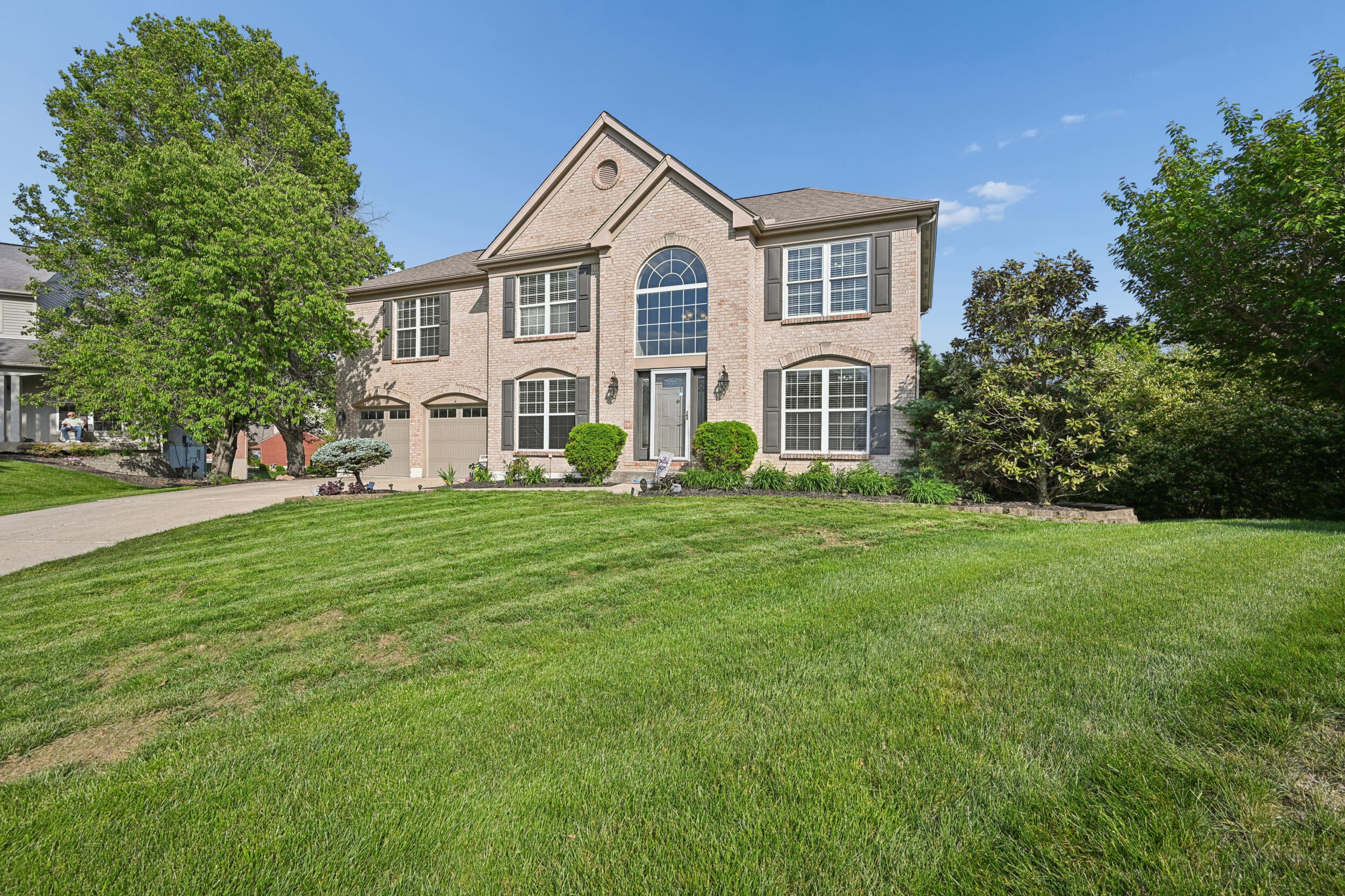 2053 Wedgewood Lane Property Photo 1