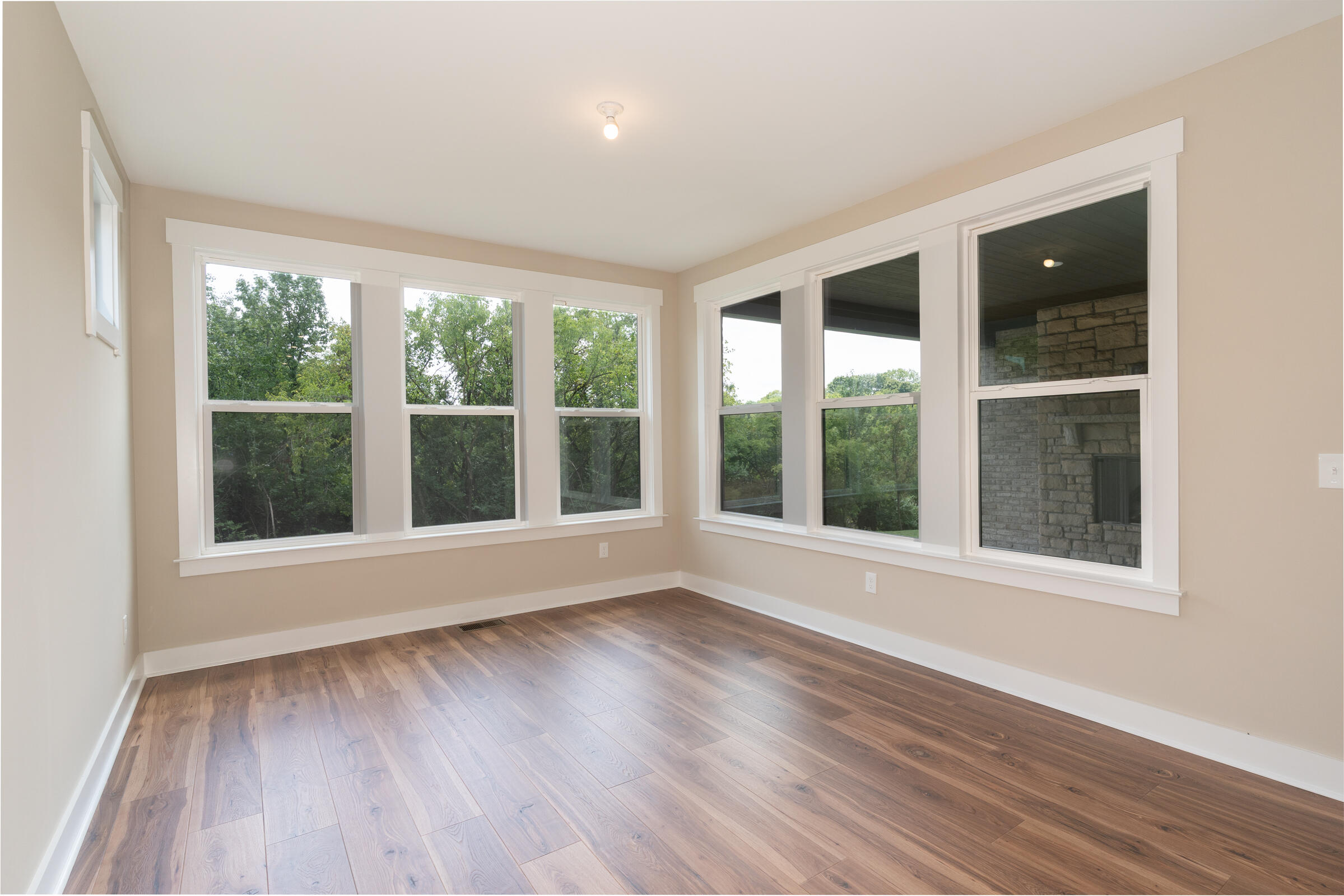 1324 Ferncliff Drive Property Photo 14