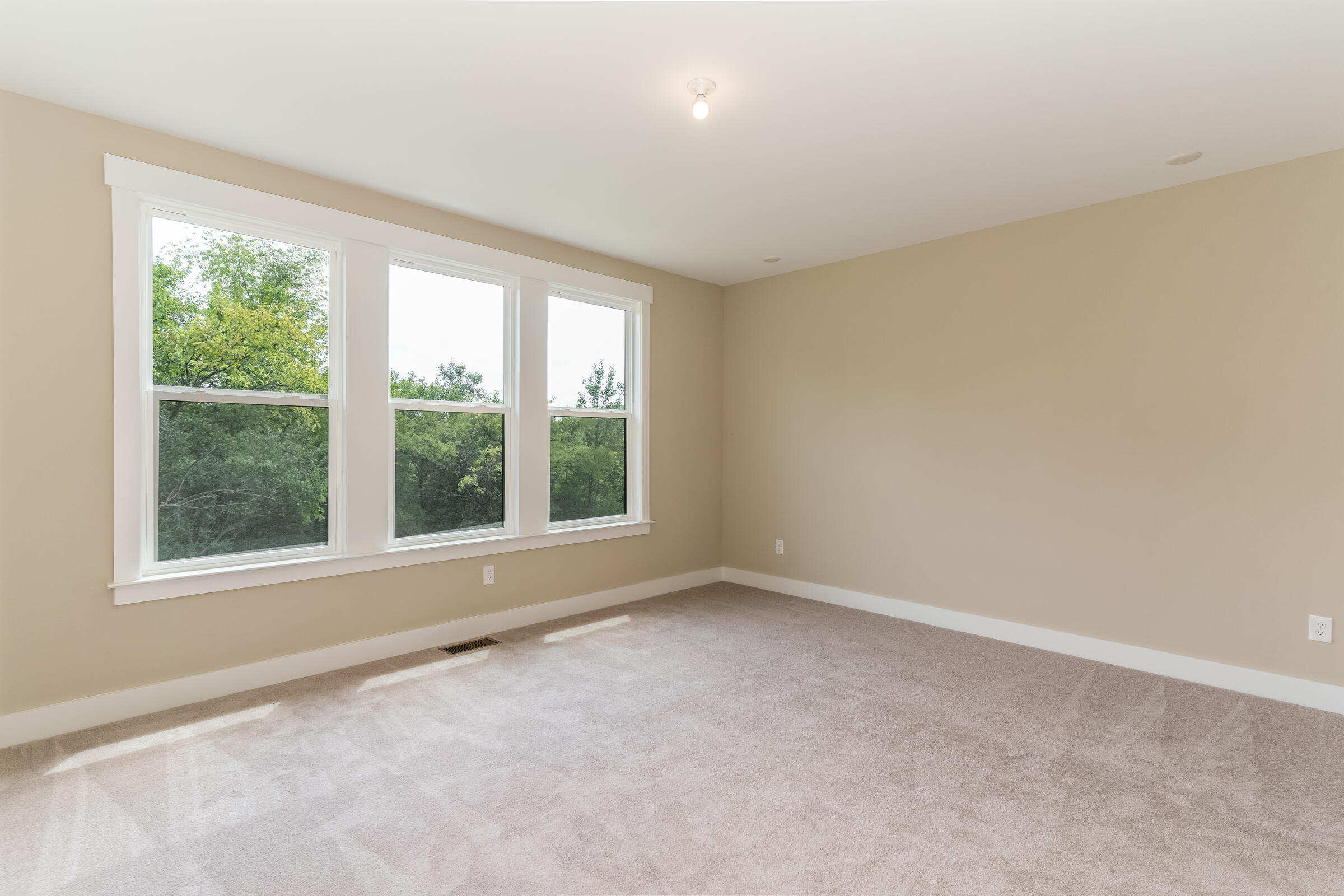 1324 Ferncliff Drive Property Photo 18