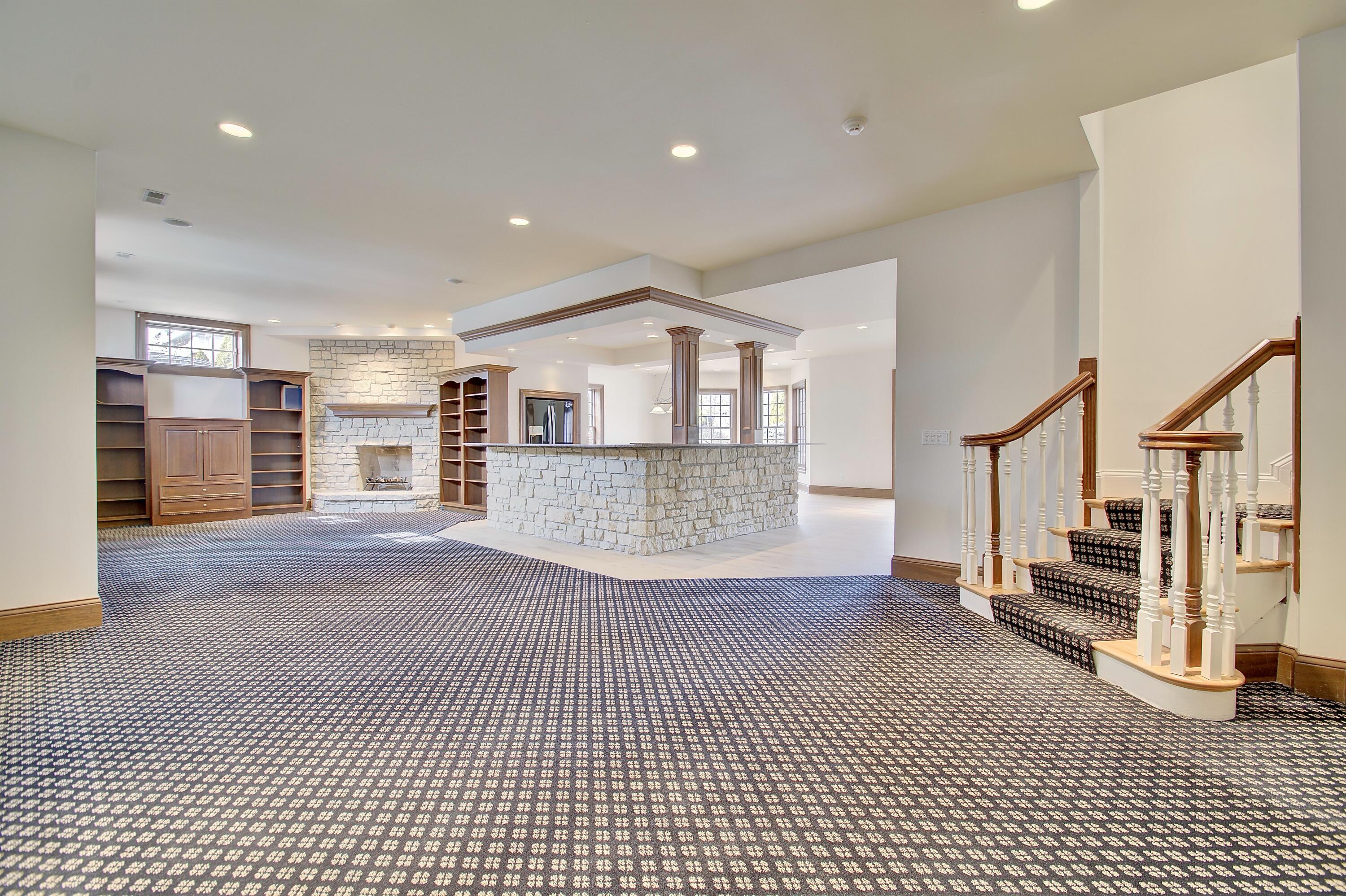 114 W Maple Avenue Property Photo 36