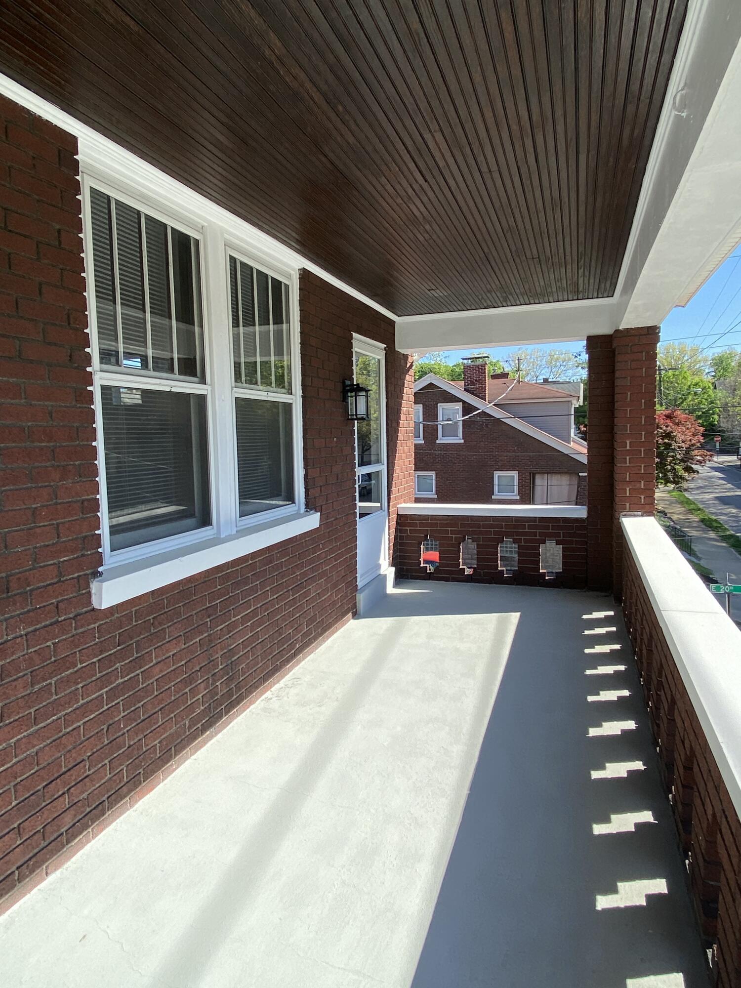 1946 Eastern Avenue Property Photo 6