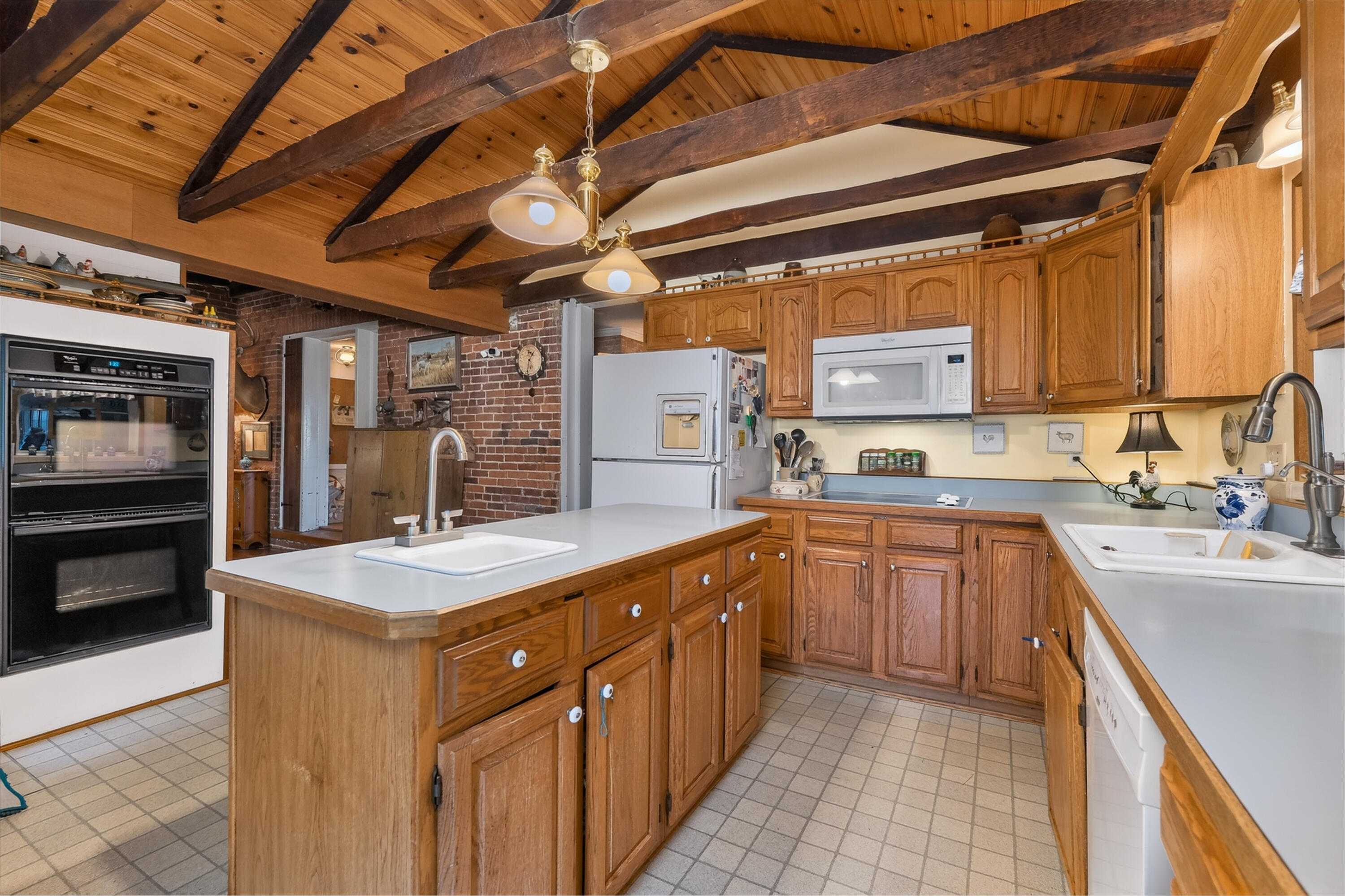 7812 E Bend Road Property Photo 8