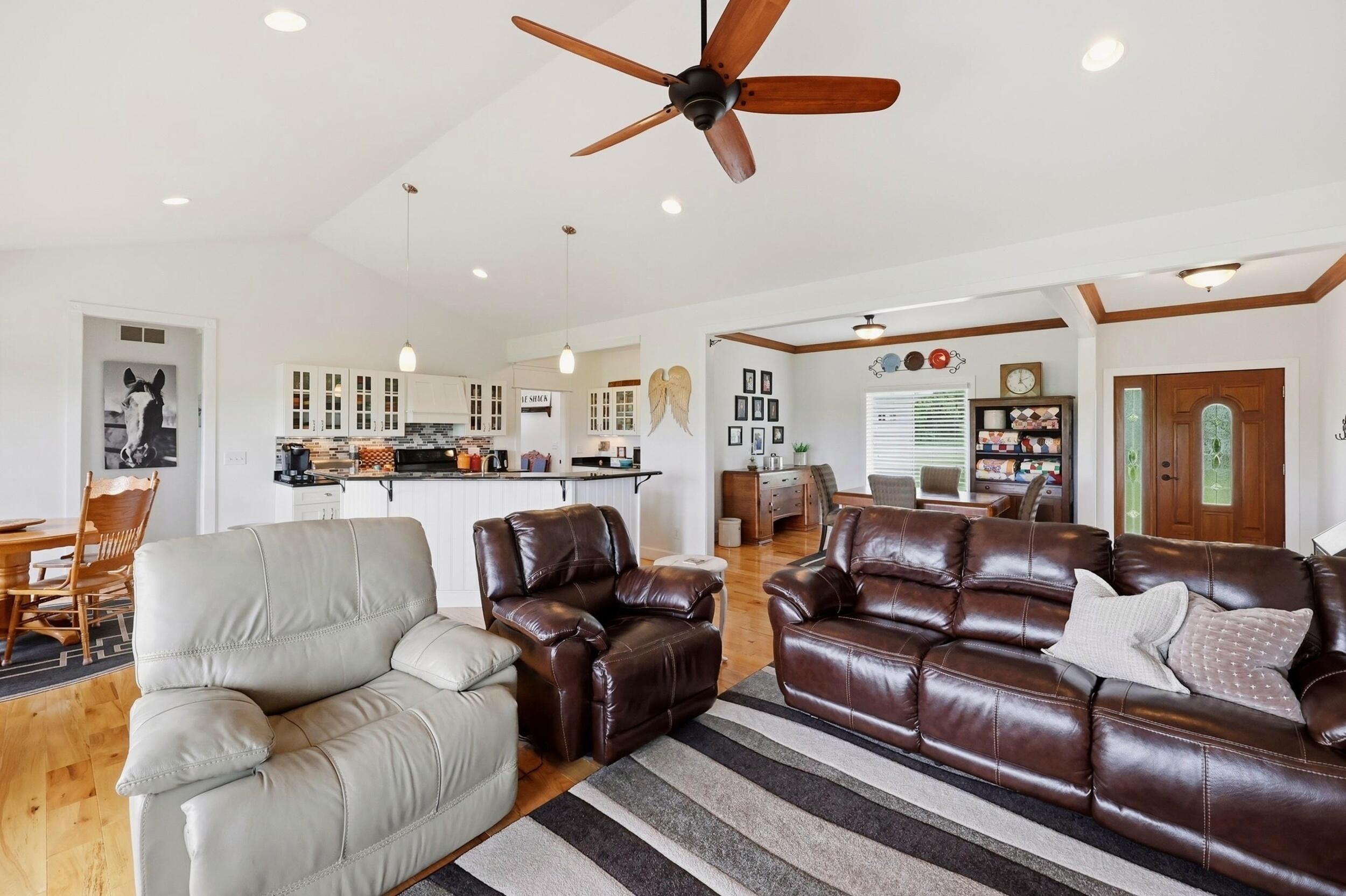 401 Simpson Ridge Road Property Photo 16