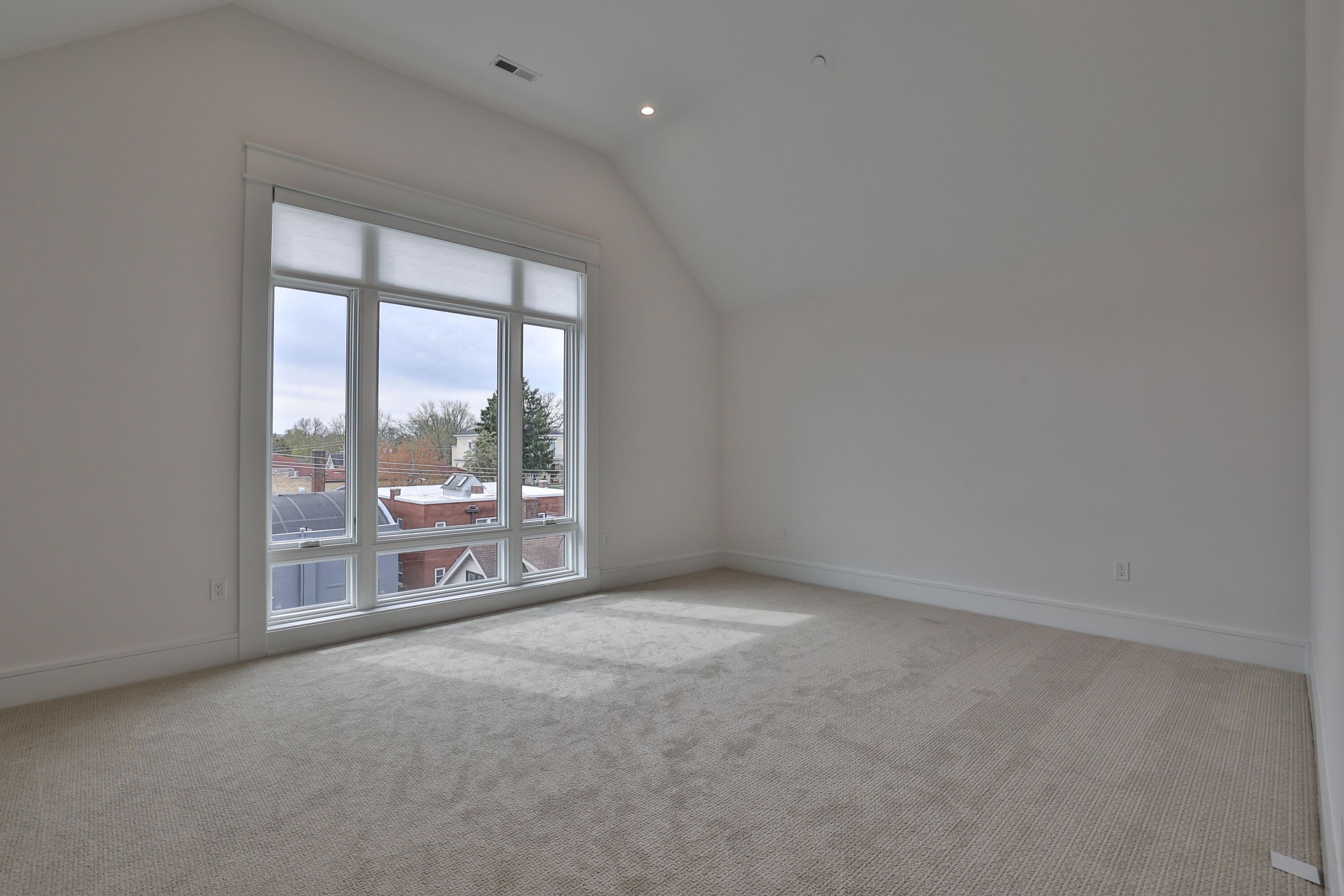 1 Highland Avenue, 203 Property Photo 14